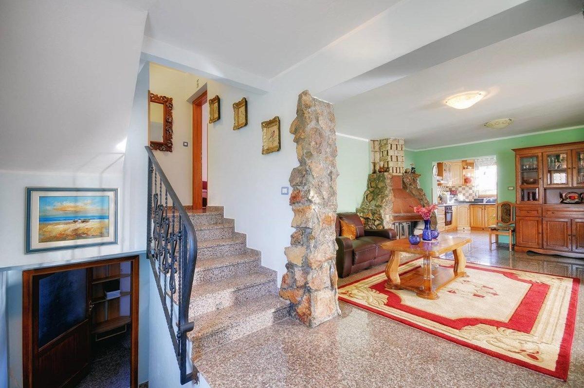 Four-Bedroom Villa photo 1