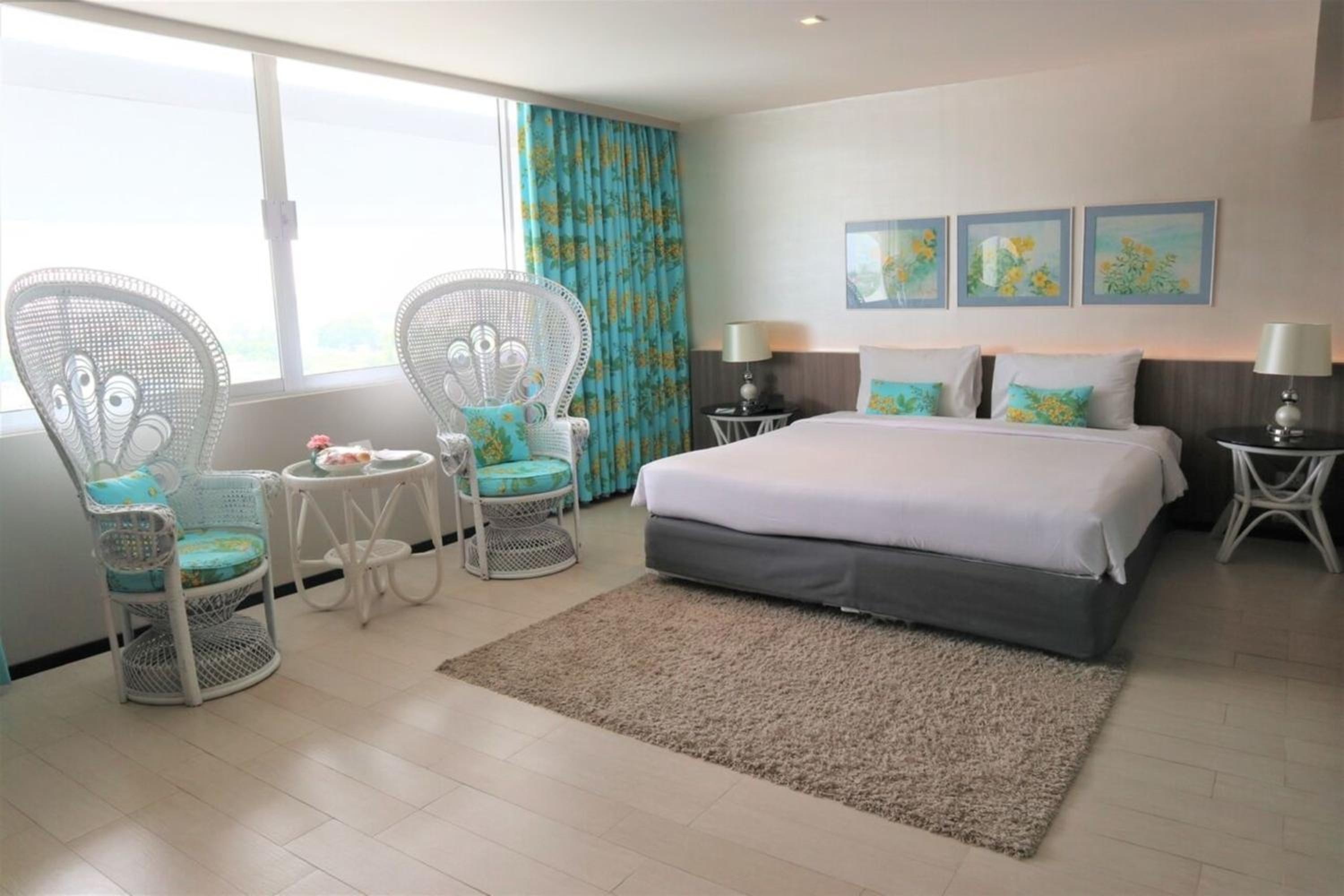 Pearl Suite - Photo 1