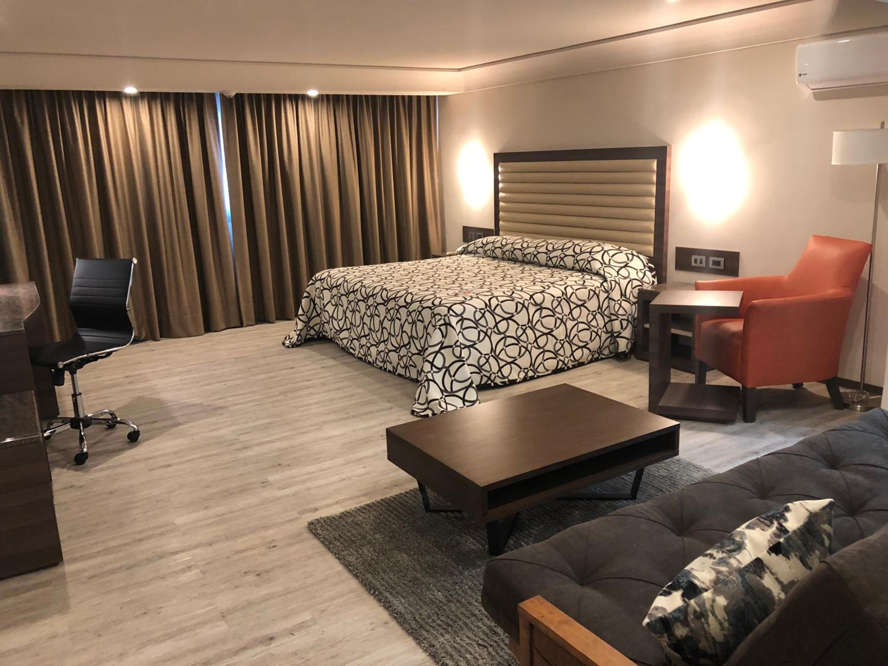 Econo Express Hotel by Nokte Inn — photo 114