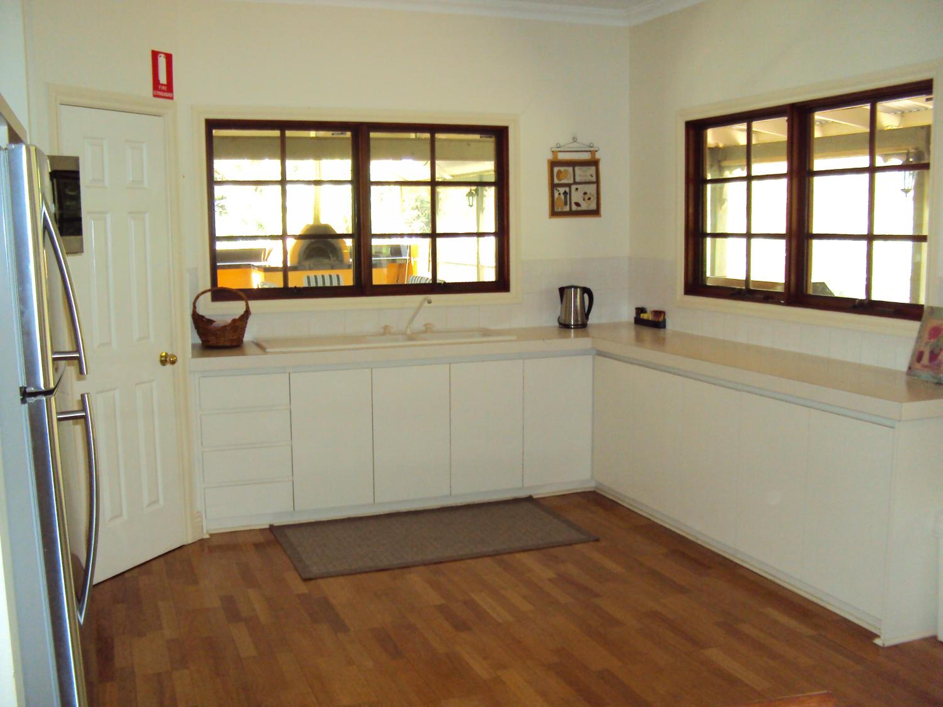 Four-Bedroom House photo 3