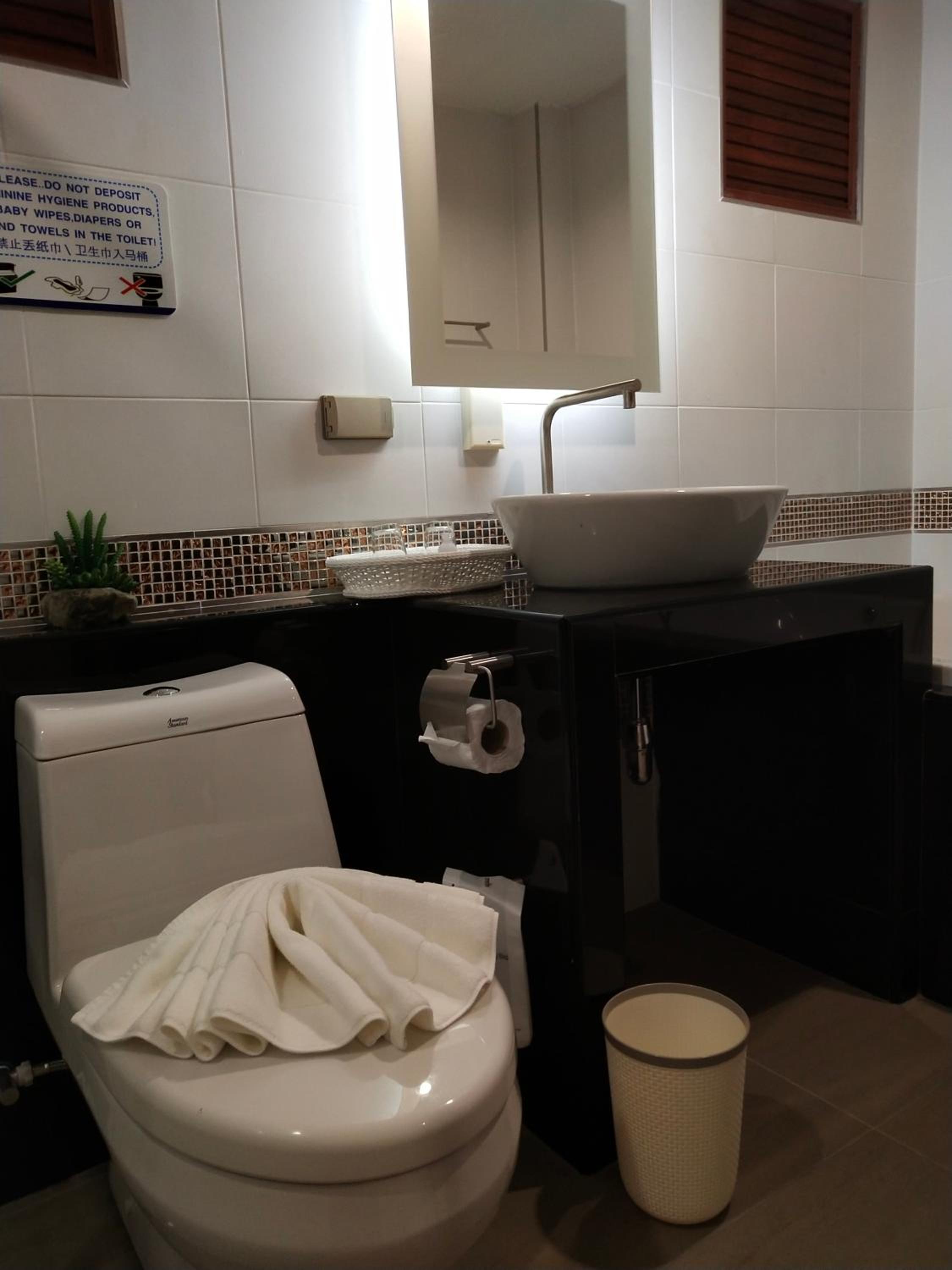 Standard King Room