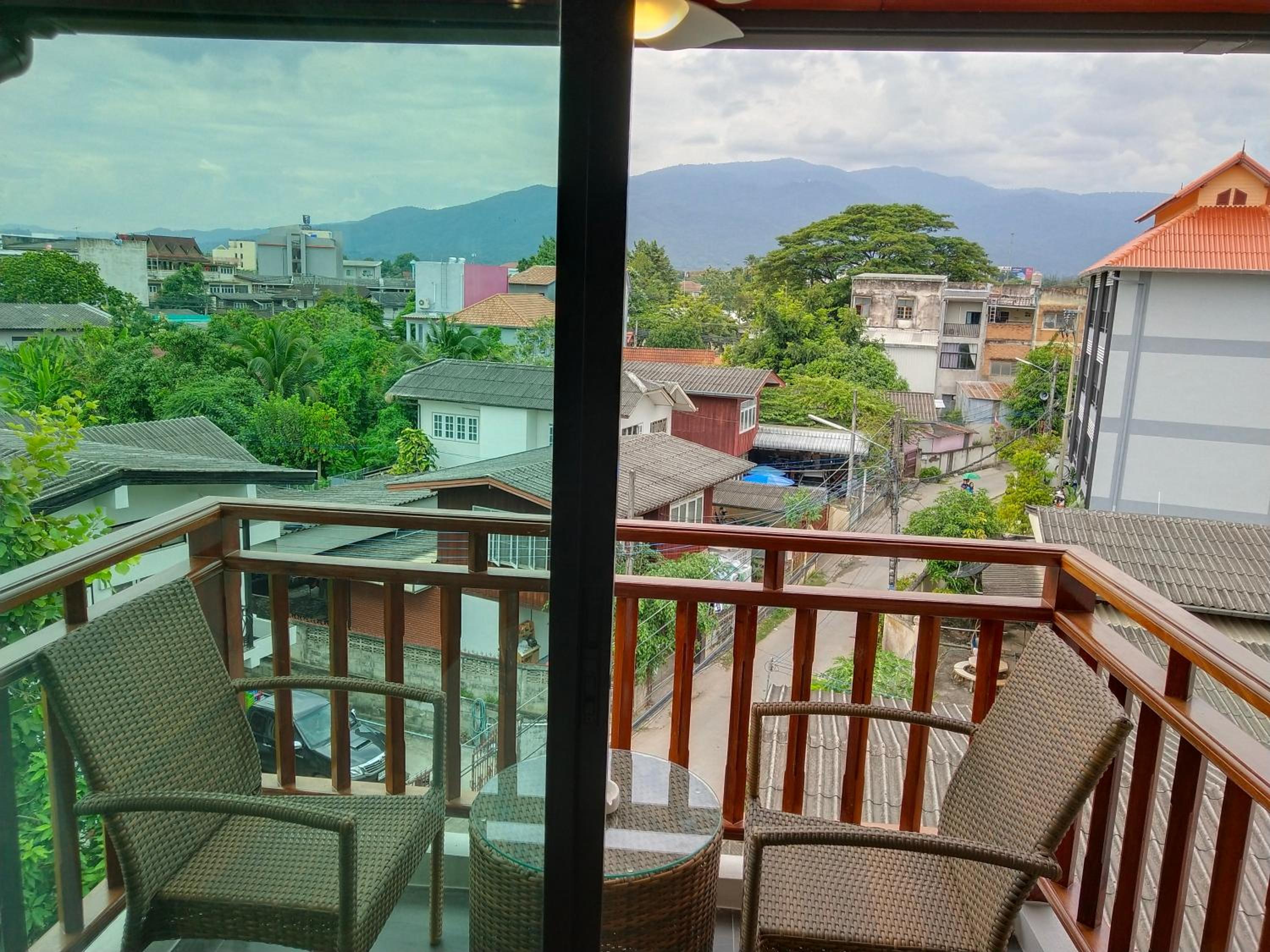 Family Room with Mountain View