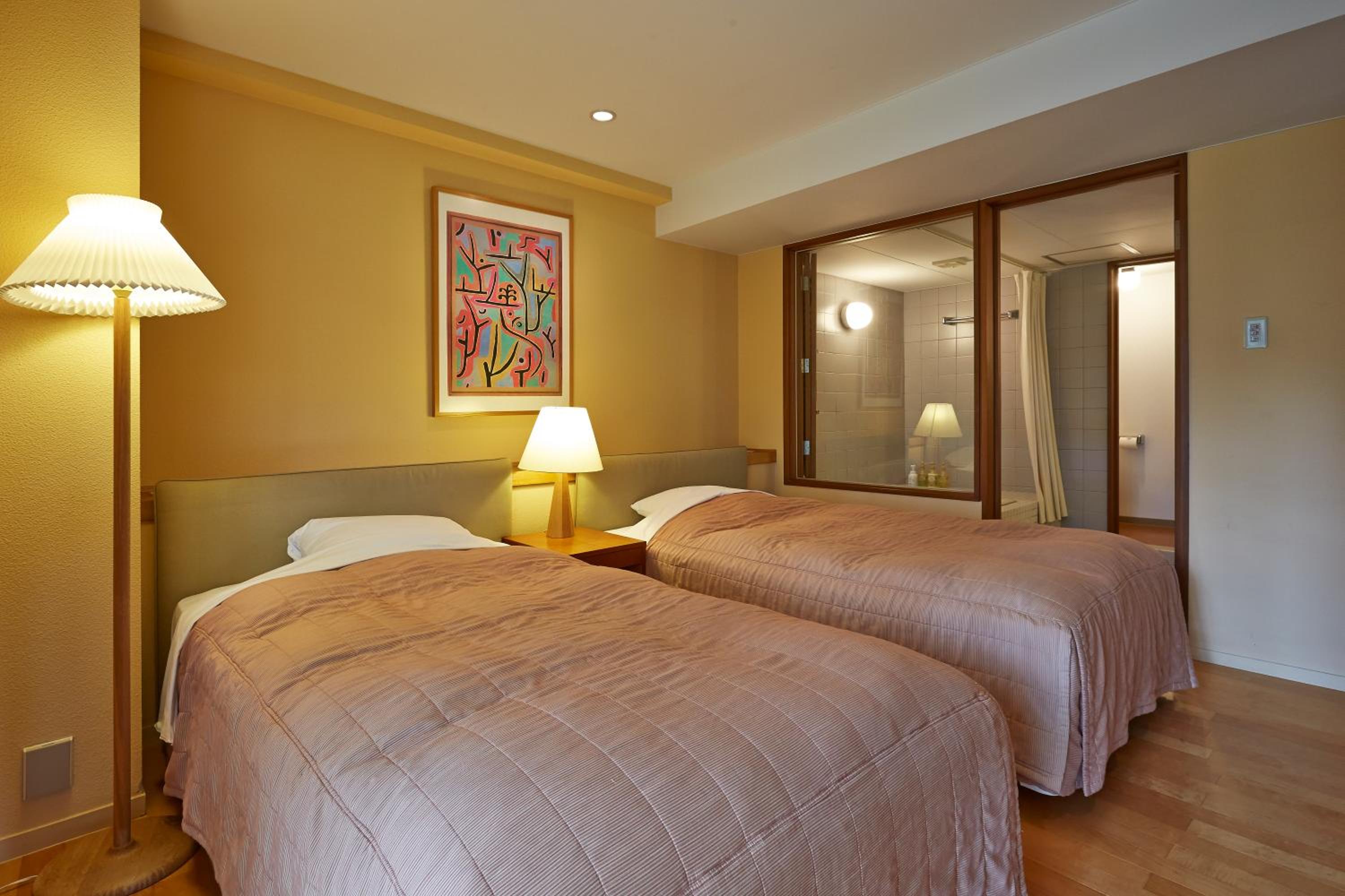 Deluxe Quadruple Room｜Hot Spring SPA access (extra fee, Non-smoking) photo 3