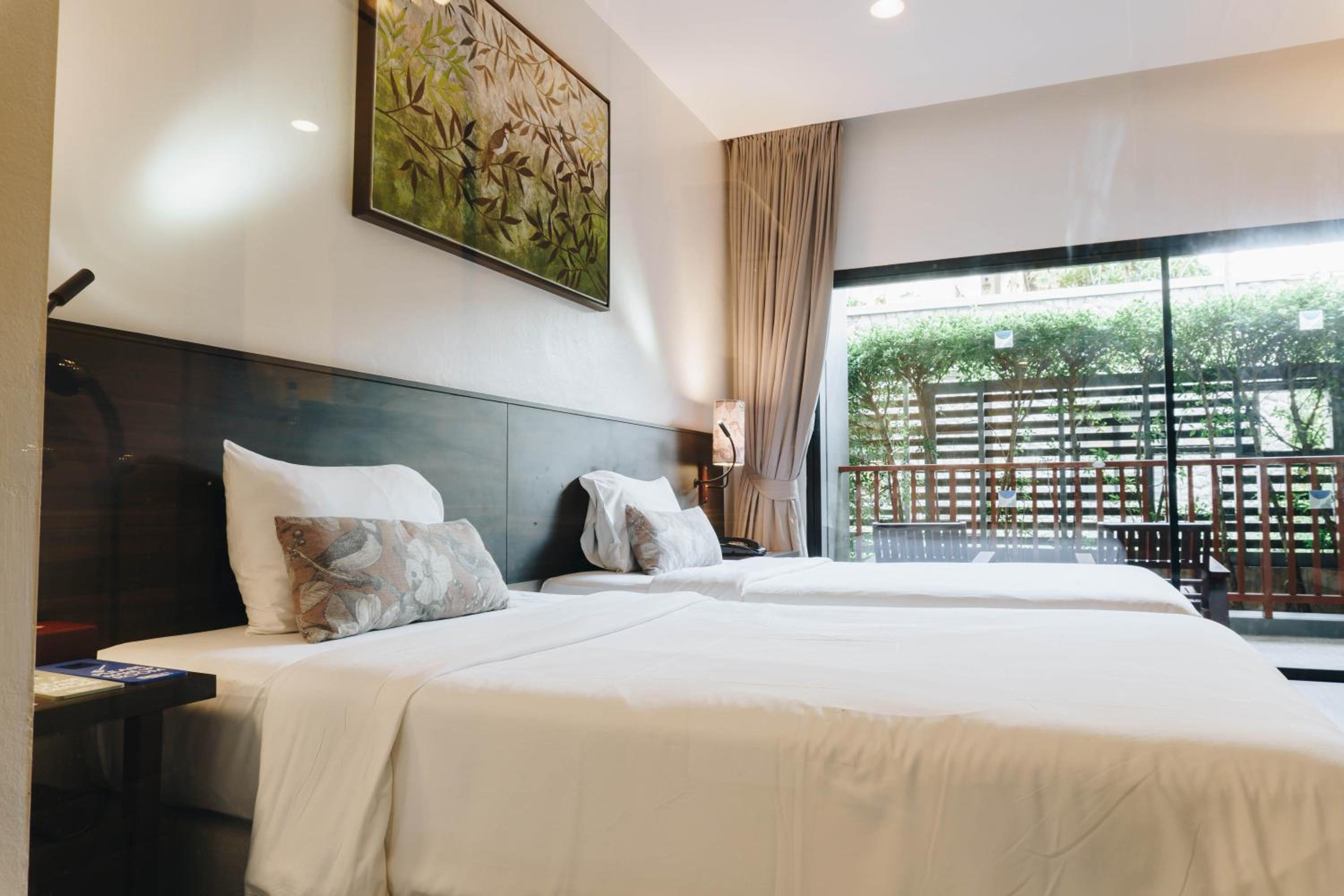 Deluxe Double or Twin Room
