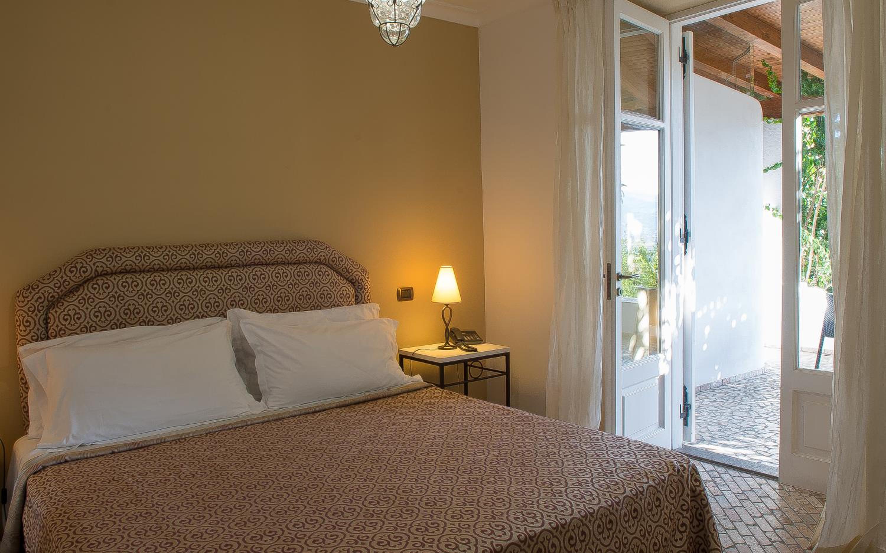 Classic Double Room with Partial Sea View