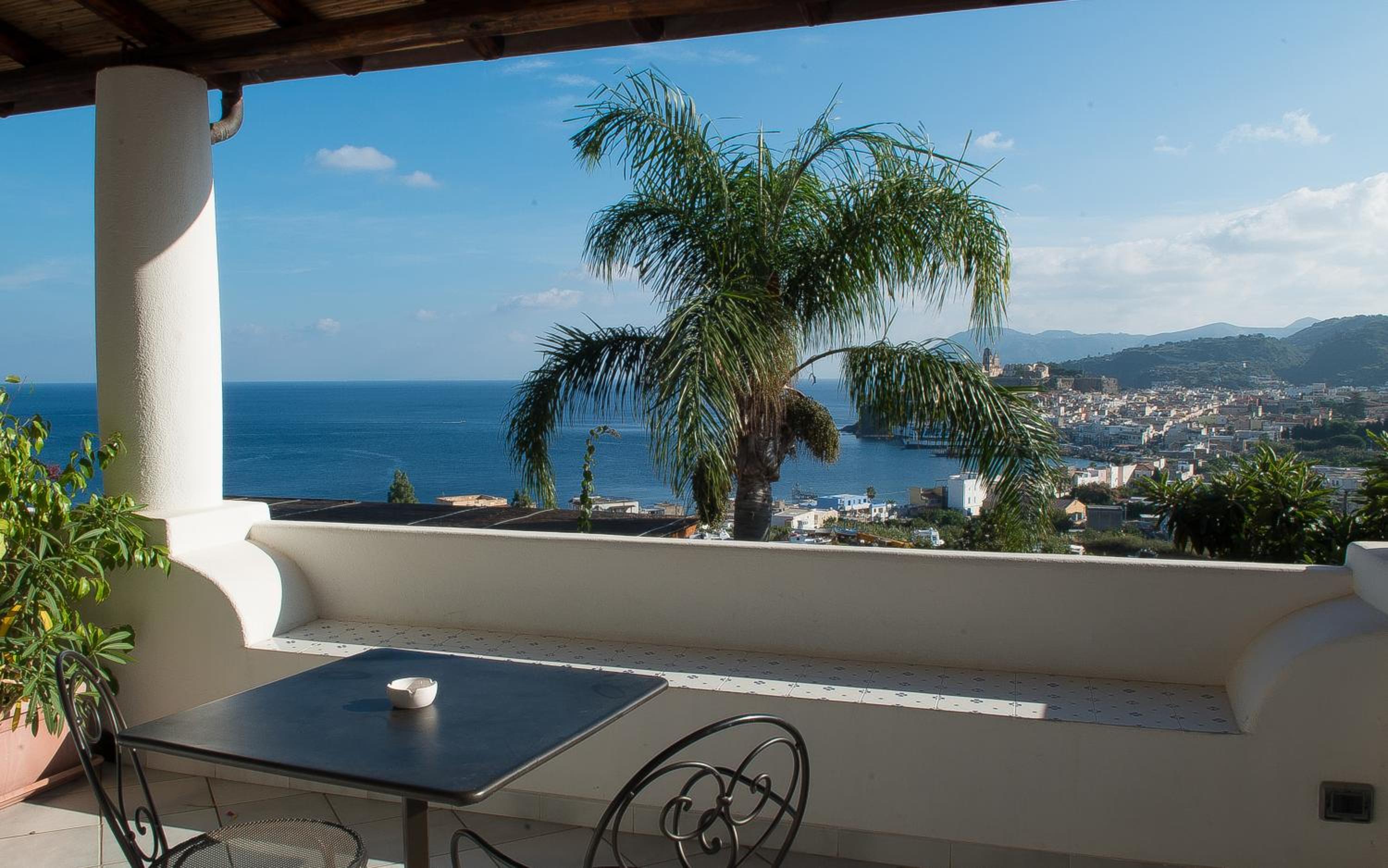 Superior Double Room with Sea View photo 2