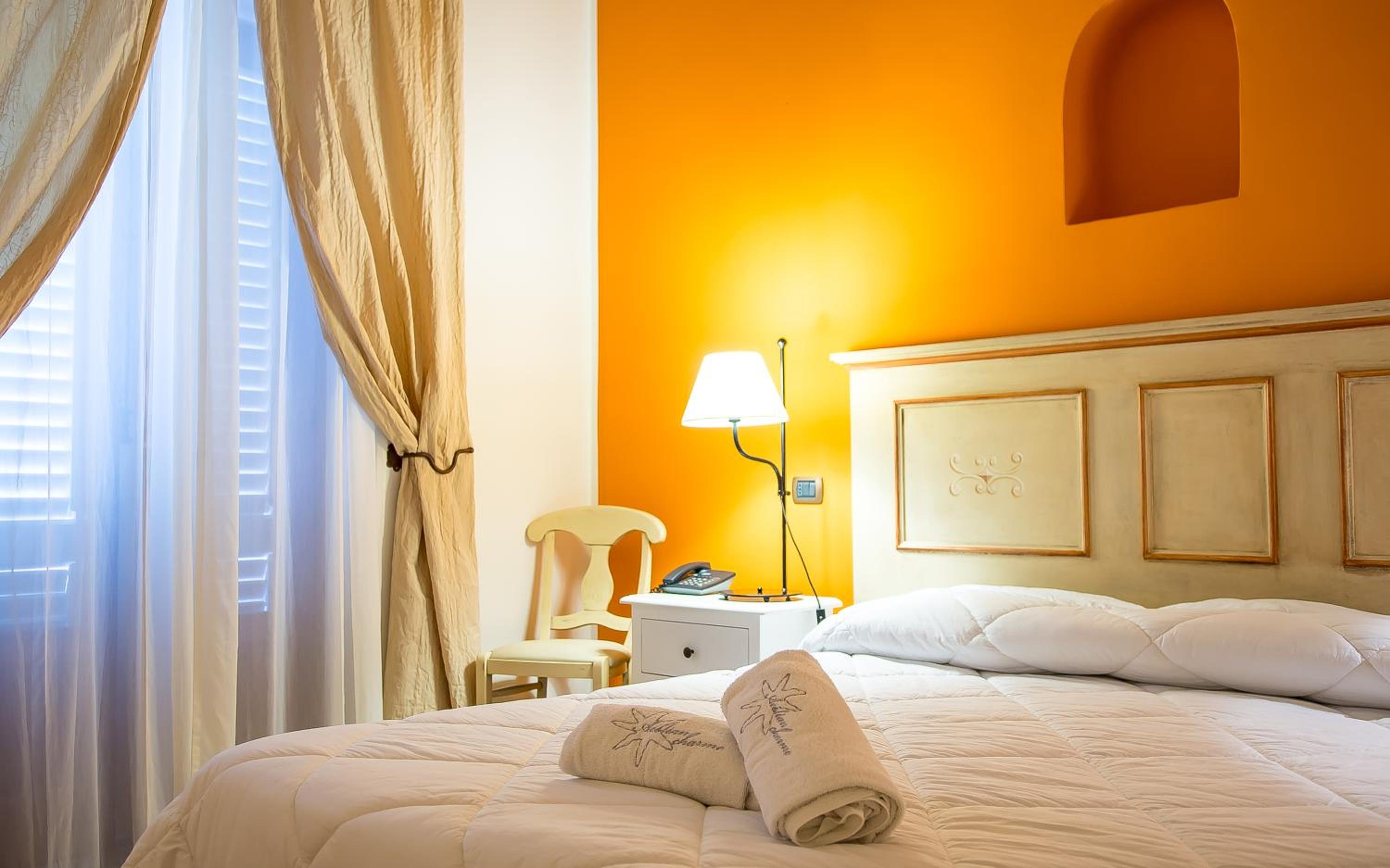 Junior Suite with Garden View - Photo 4