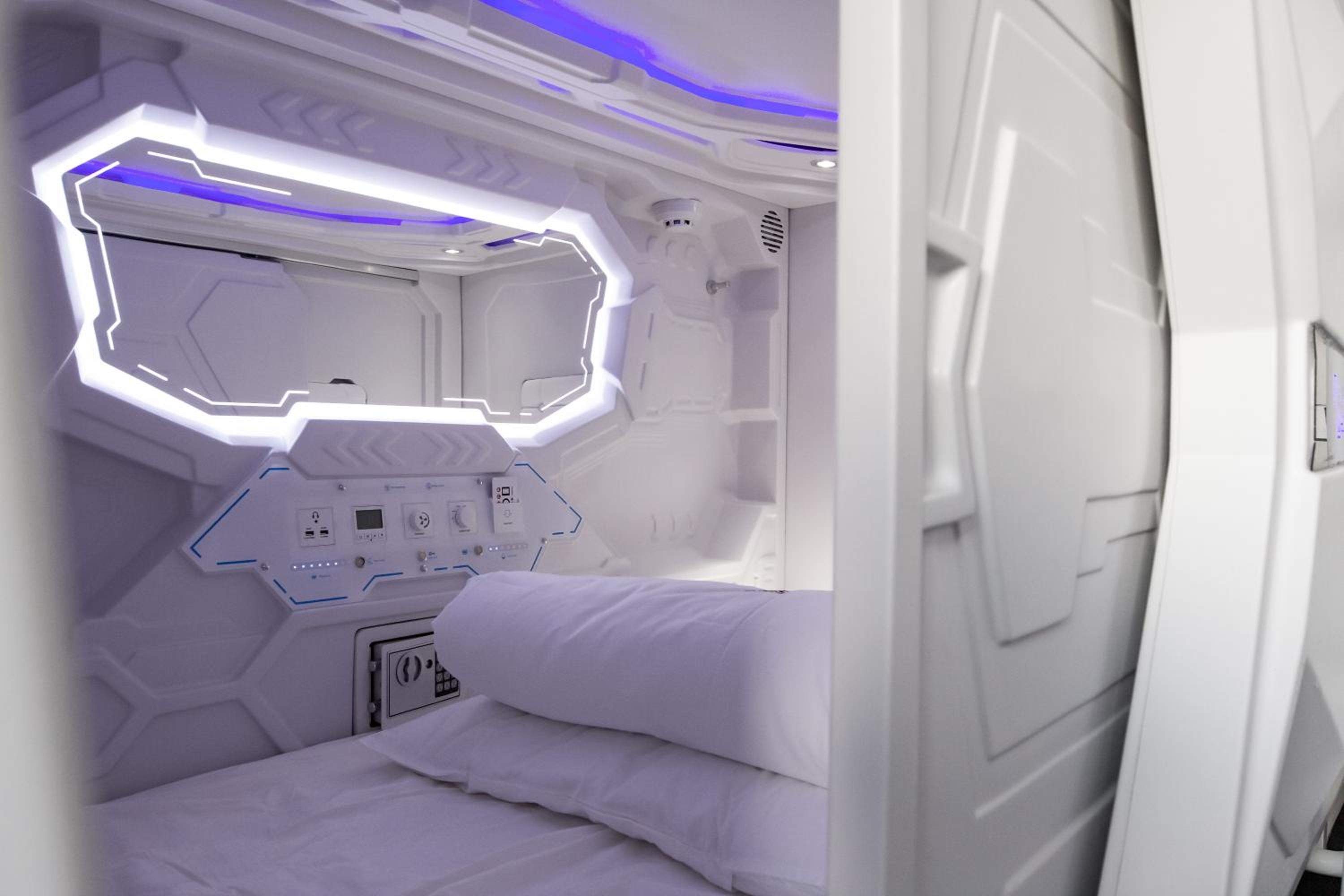 Double Mixed Capsule Bed - Double - Photo 8