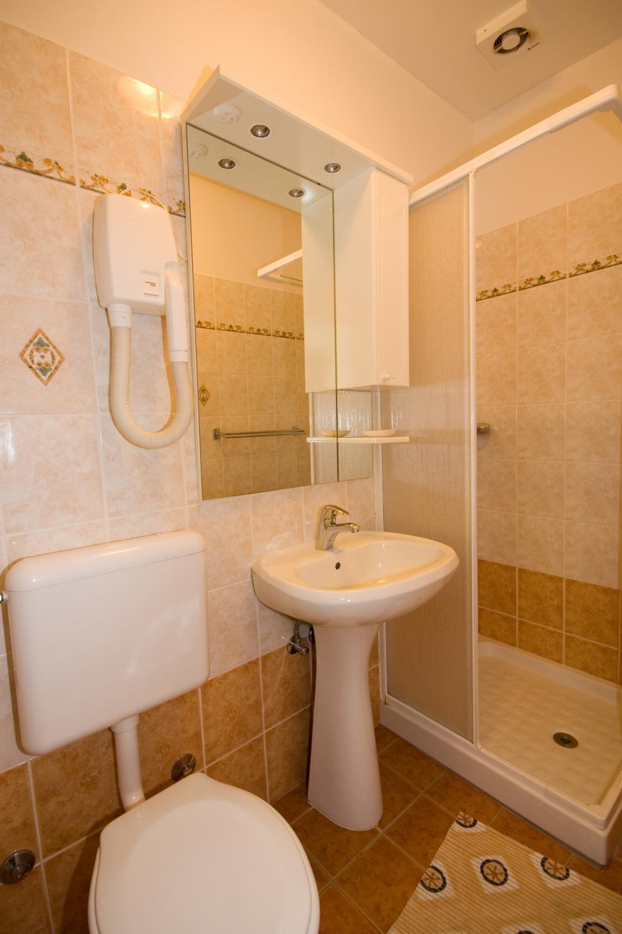 Apartment (2 Adults) - Photo 6