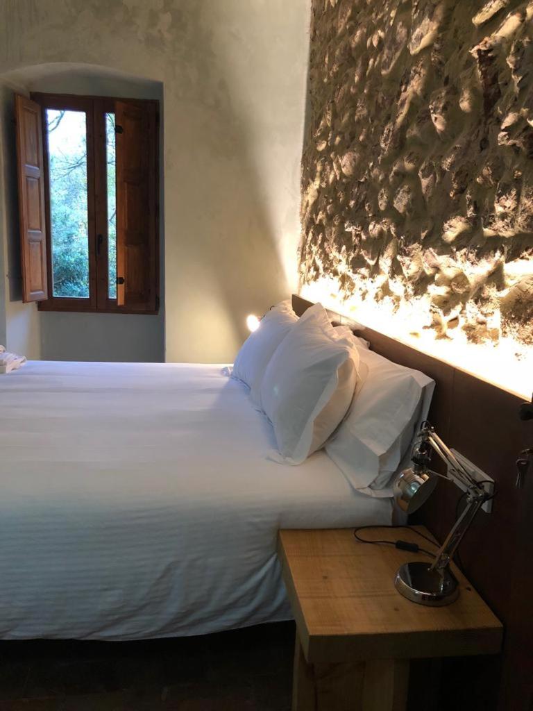 Double or Twin Room - Photo 6