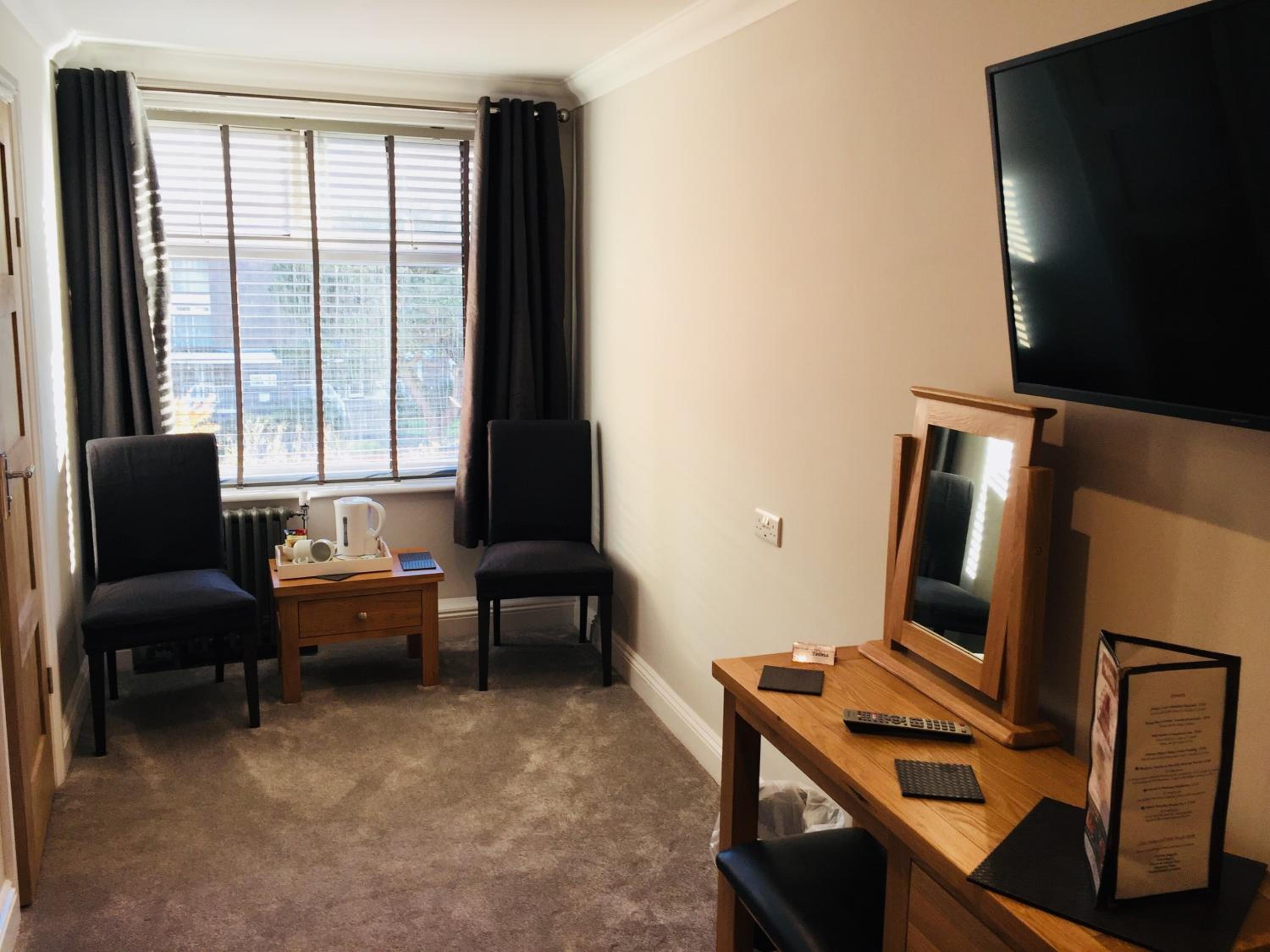 Superior Twin Room - Photo 9