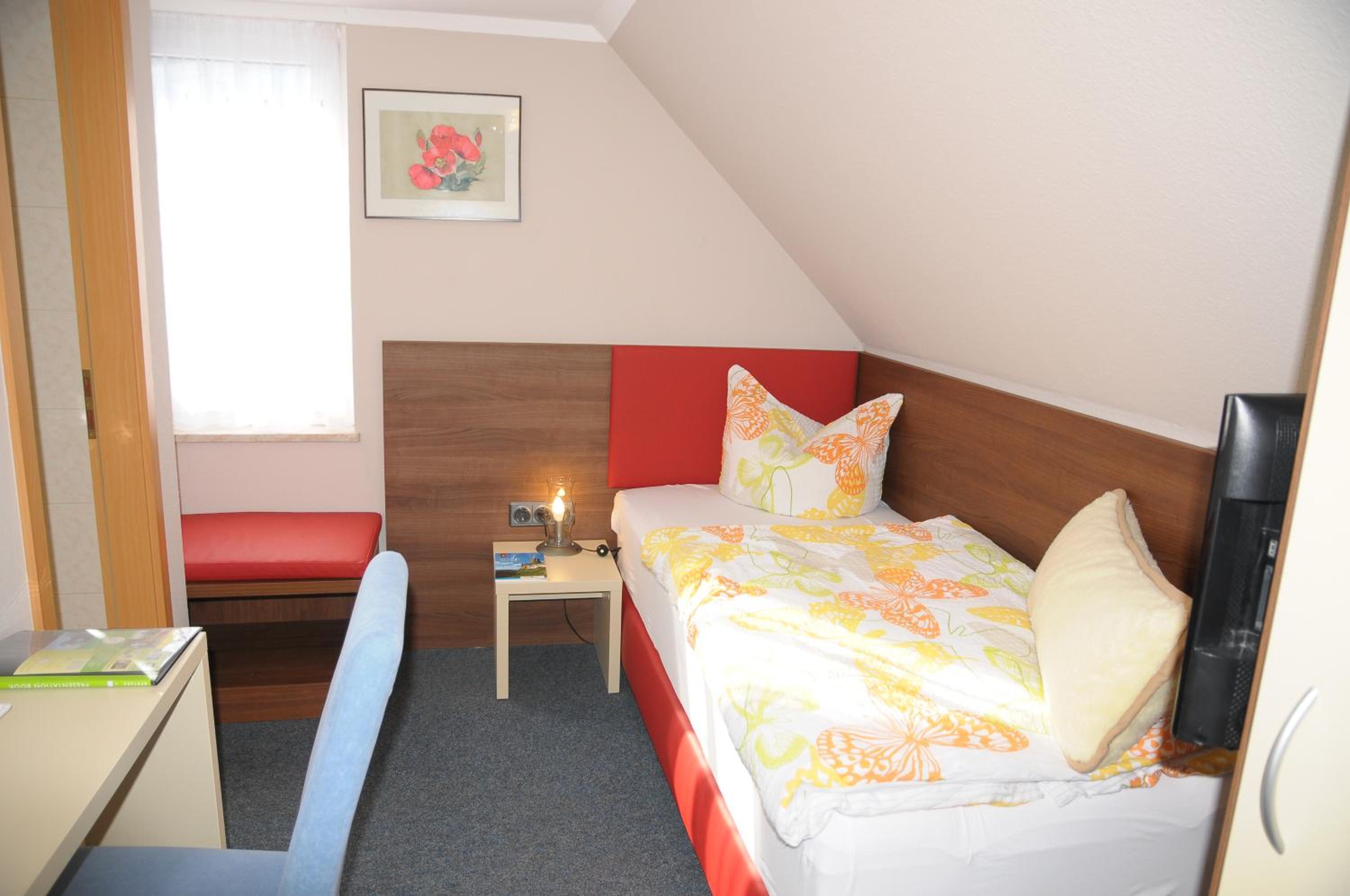 Single Room photo 1