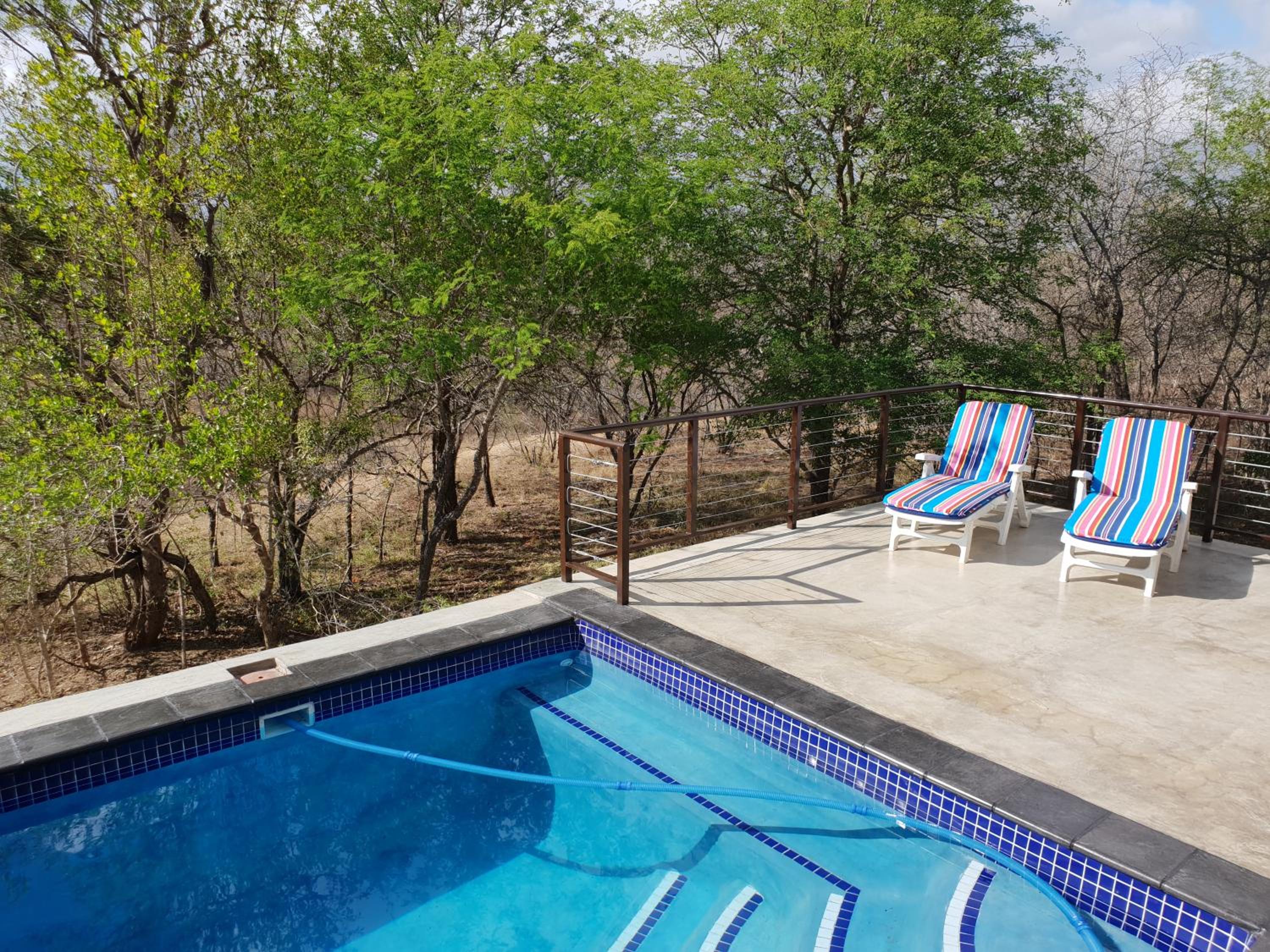 Three-Bedroom Villa - Photo 8