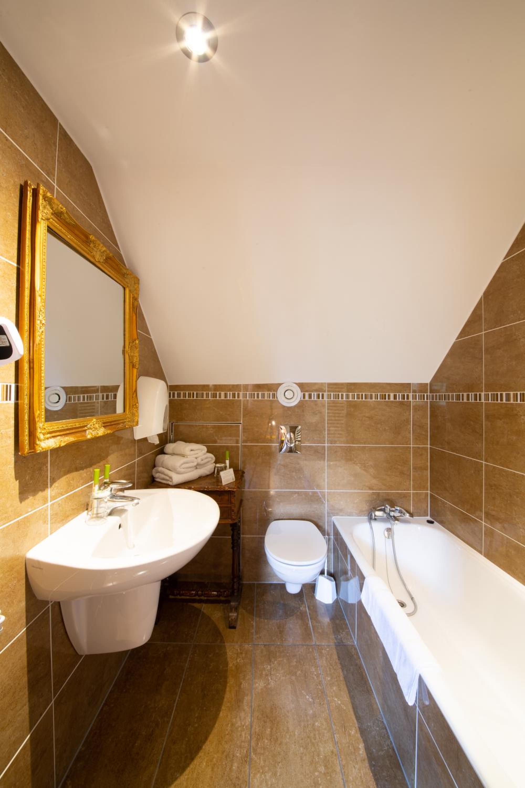 Triple Room - Photo 4