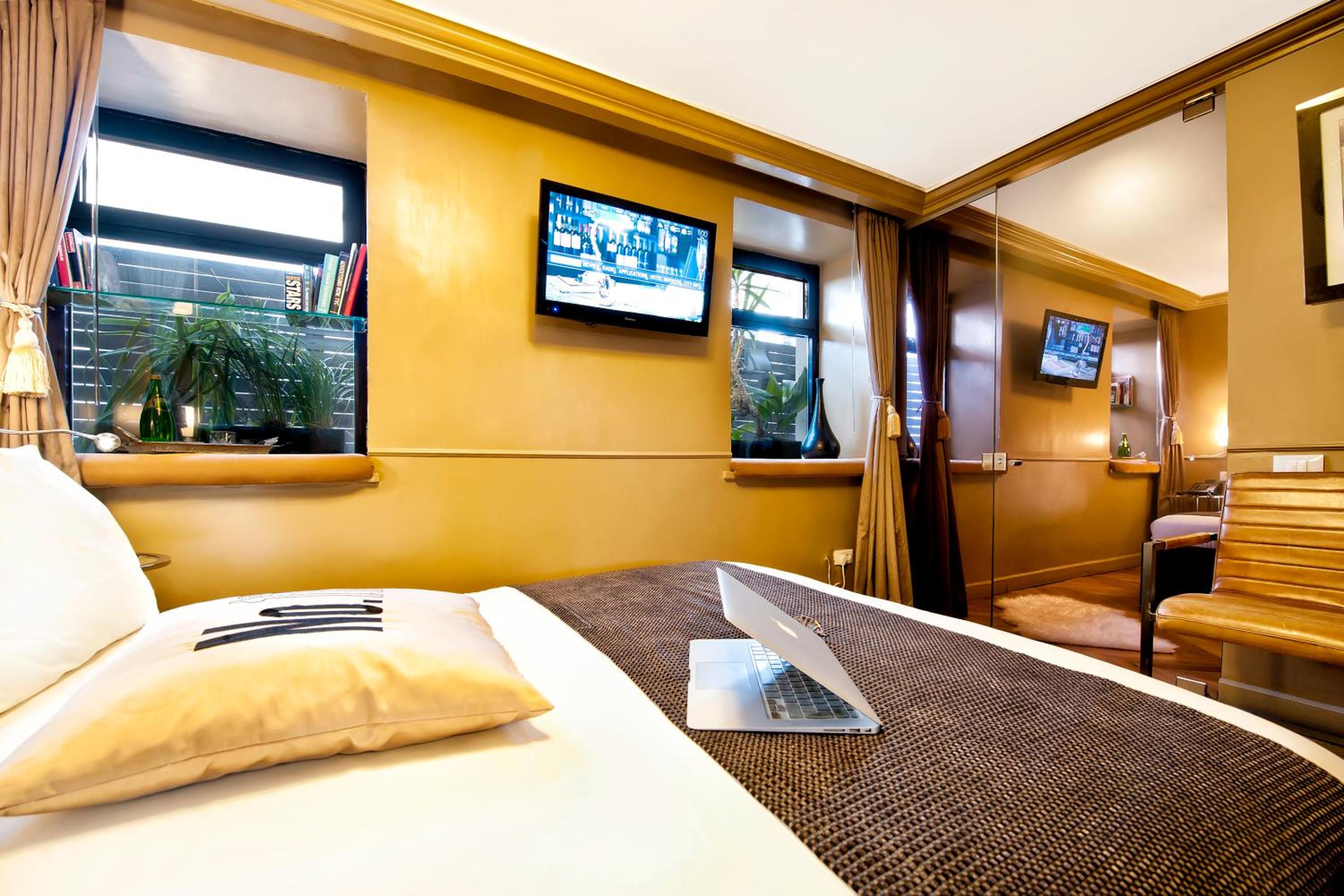 Single Room photo 3