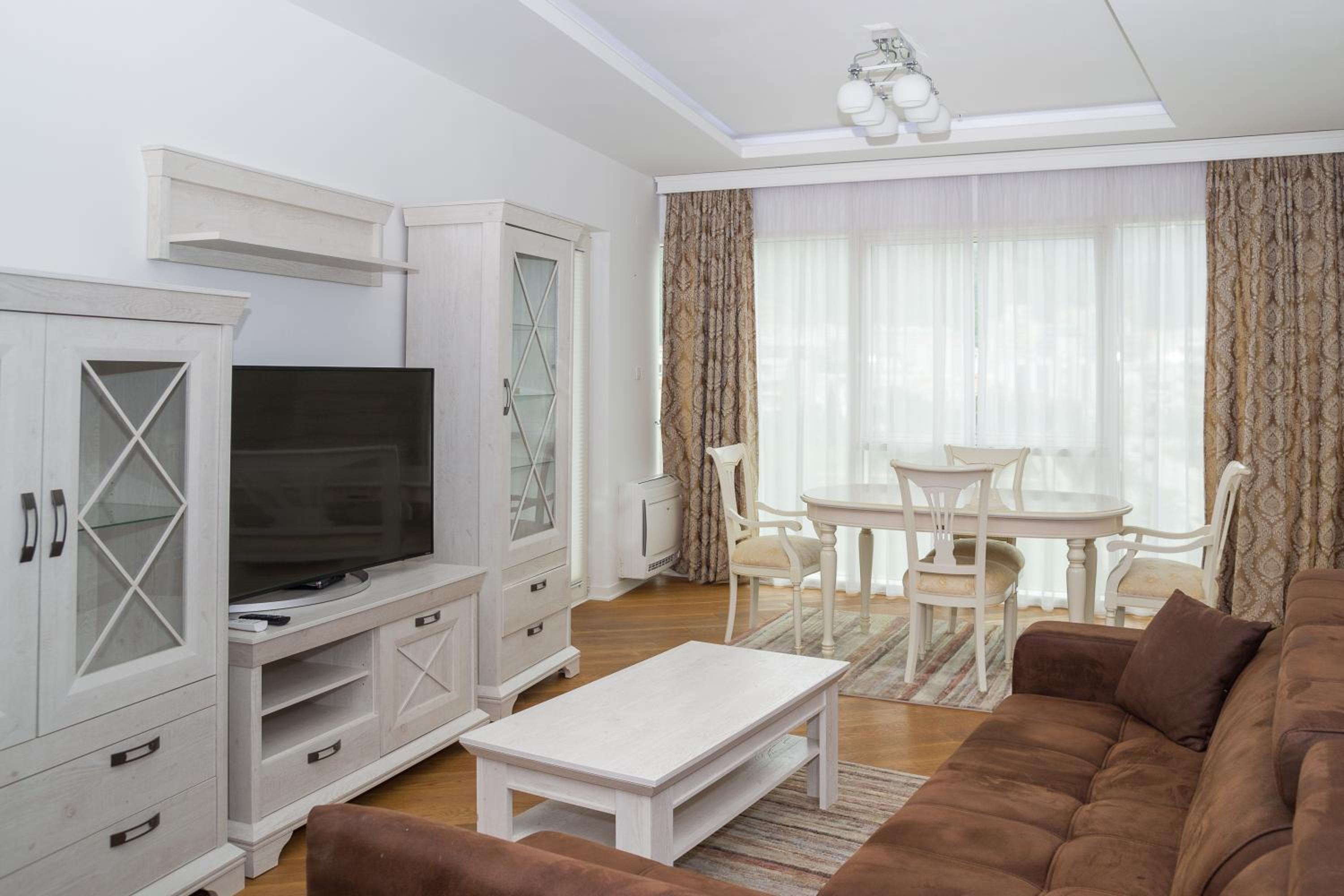 Deluxe Apartment - Photo 1