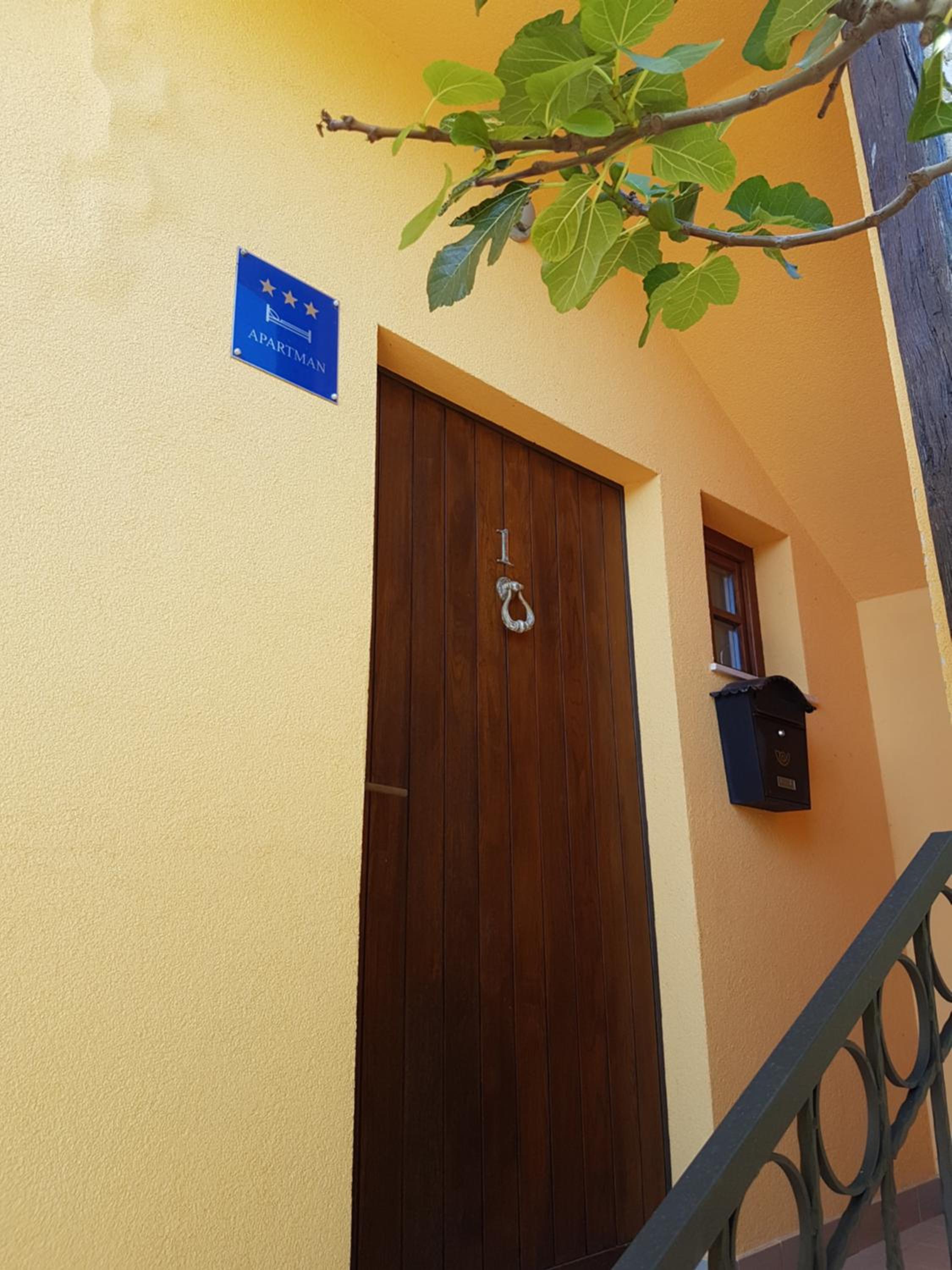 Apartment With Terrace photo 3