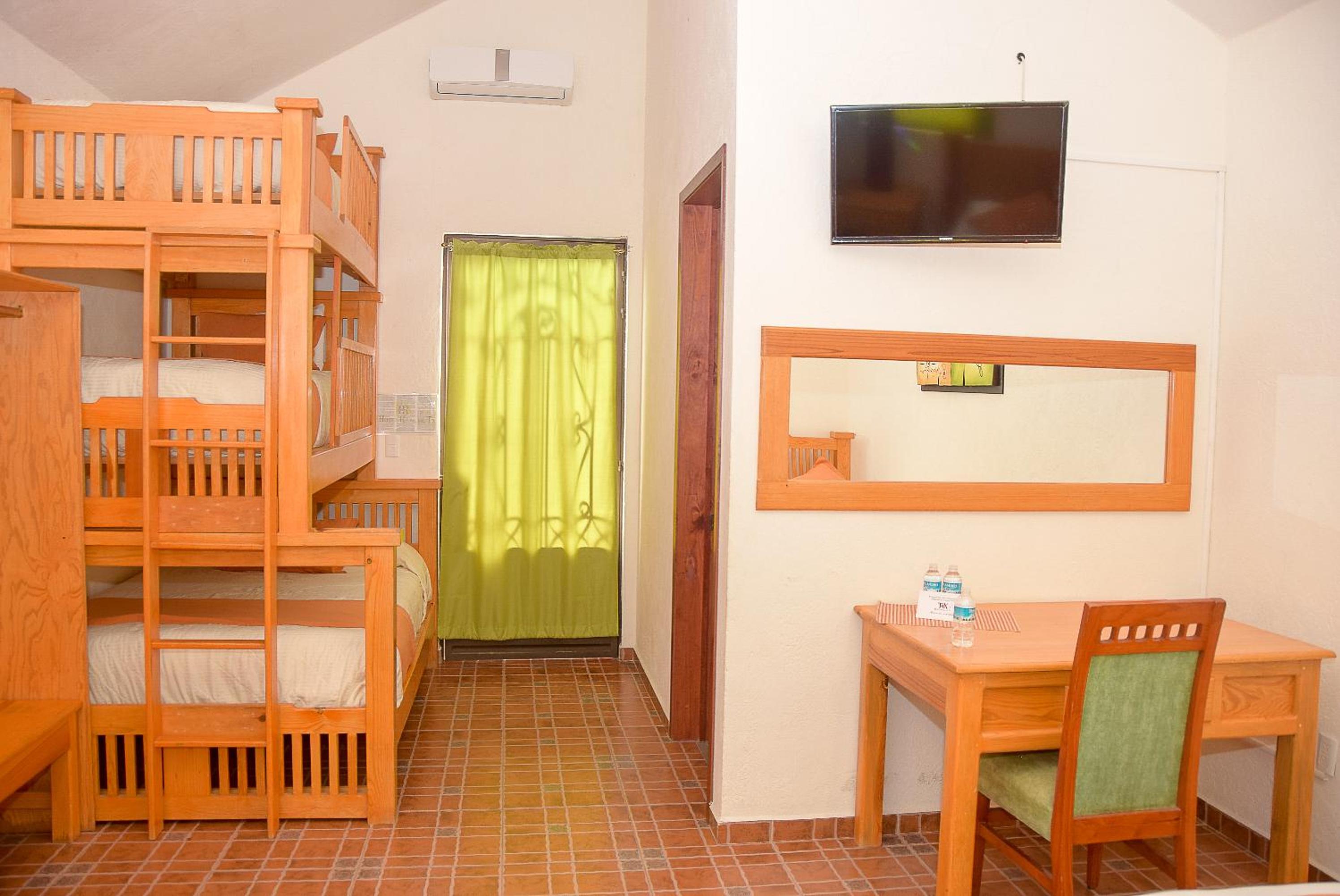 Family Suite - Photo 1