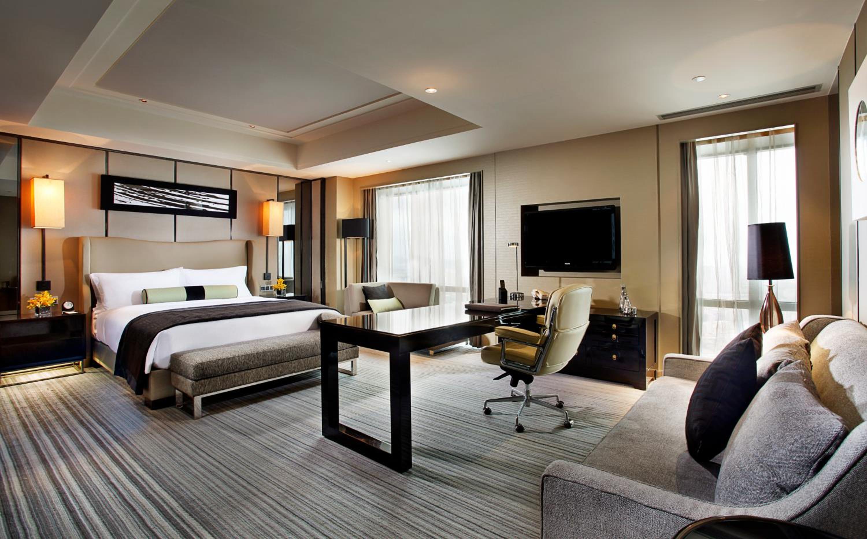 Superior Queen Room