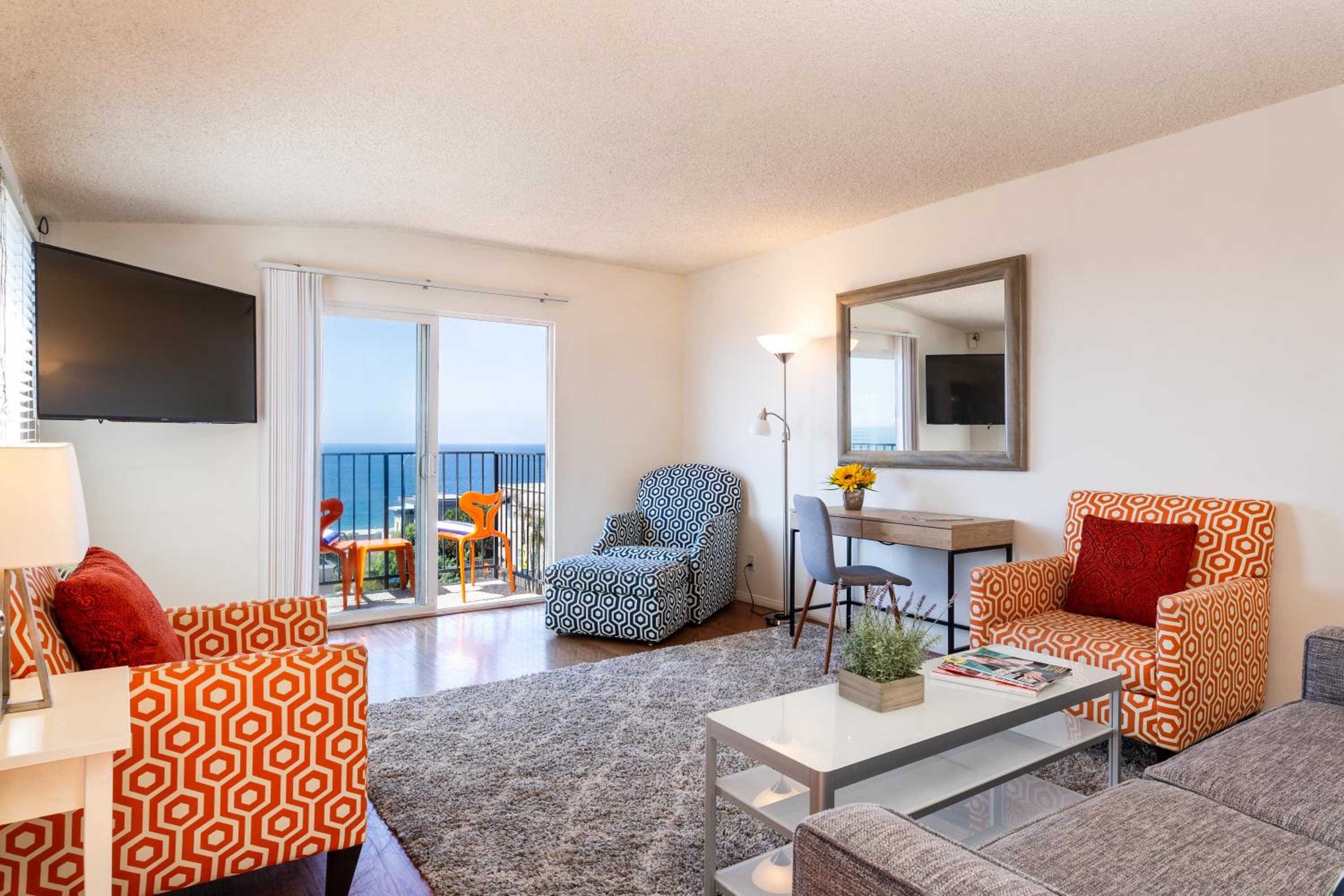 Two-Bedroom Two Bath Apartment with Ocean view