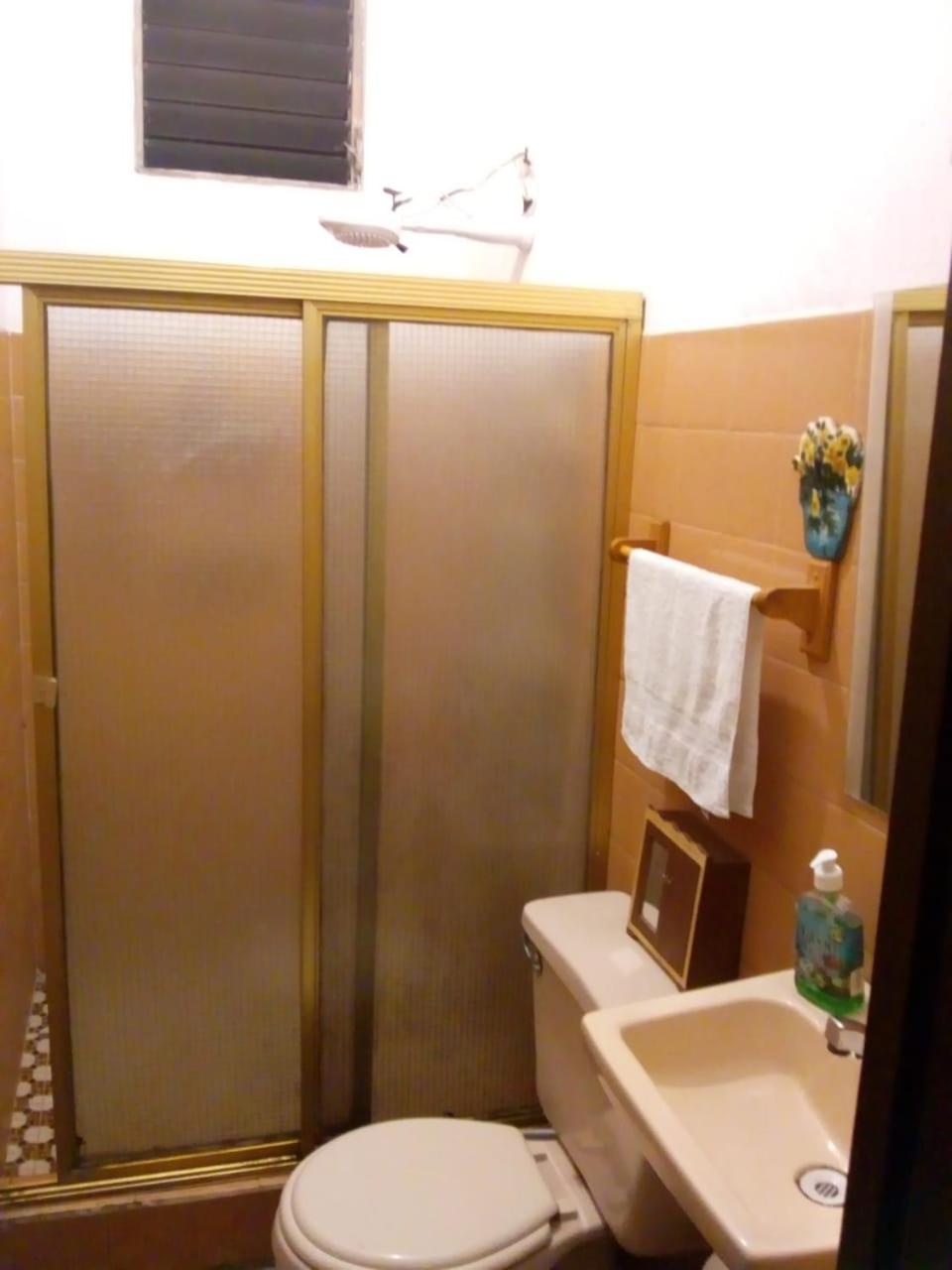 Double Room with Shared Bathroom photo 3