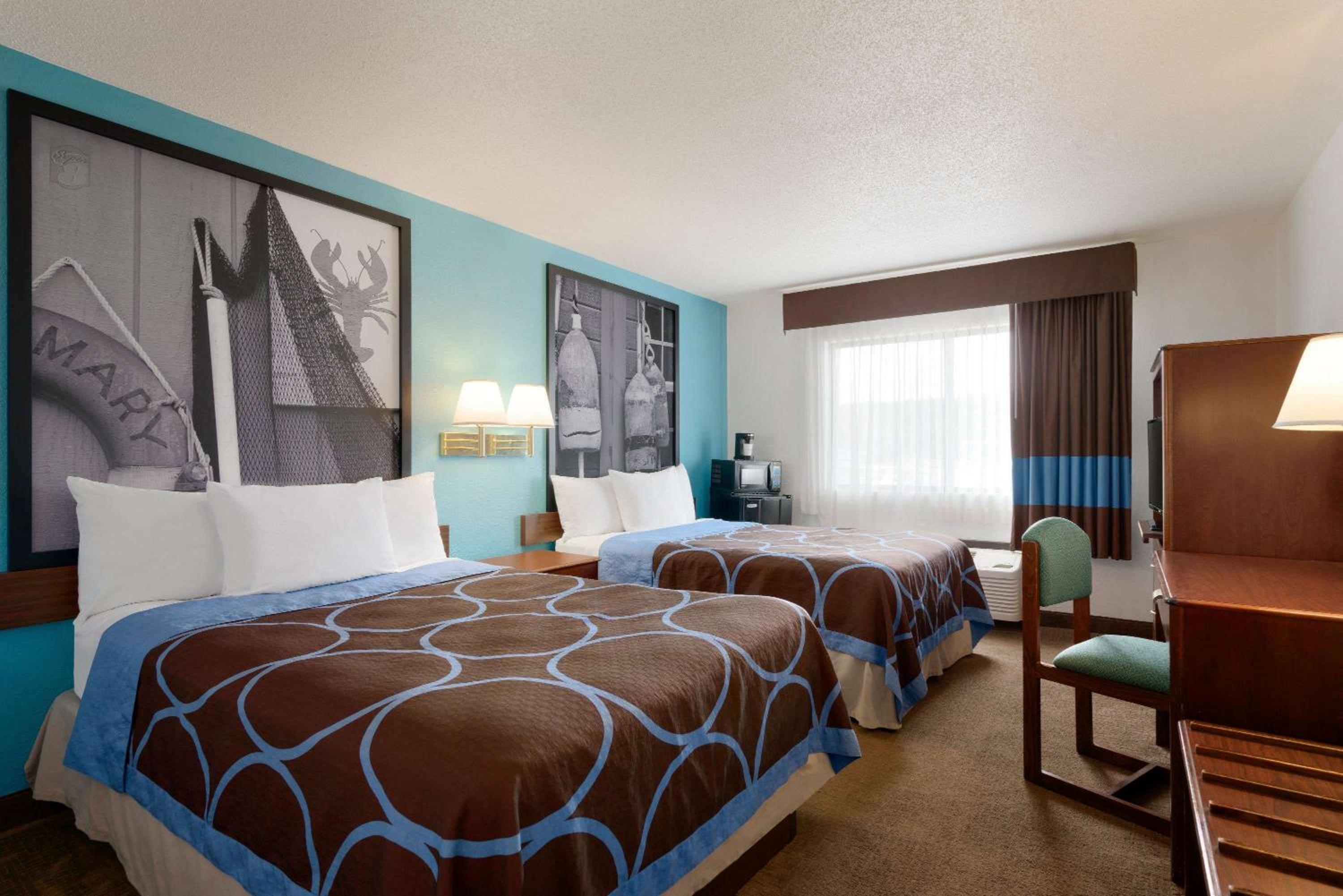 Deluxe Double Room with Two Double Beds - Non-Smoking