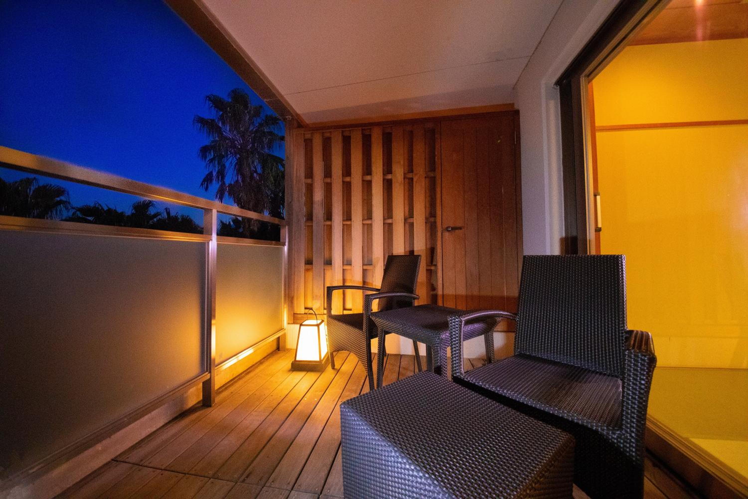 Japanese Modern Suite Room with Open Air Bath photo 3