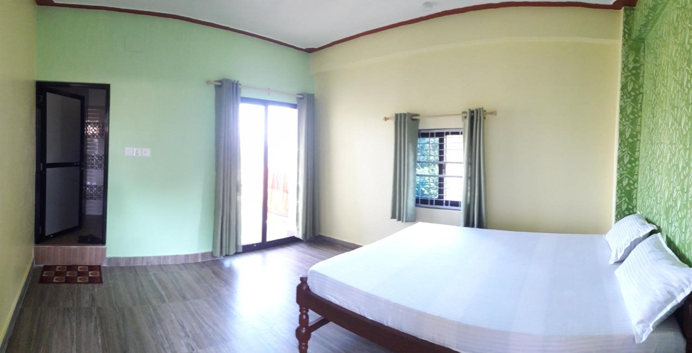 Double Room with Balcony photo 2