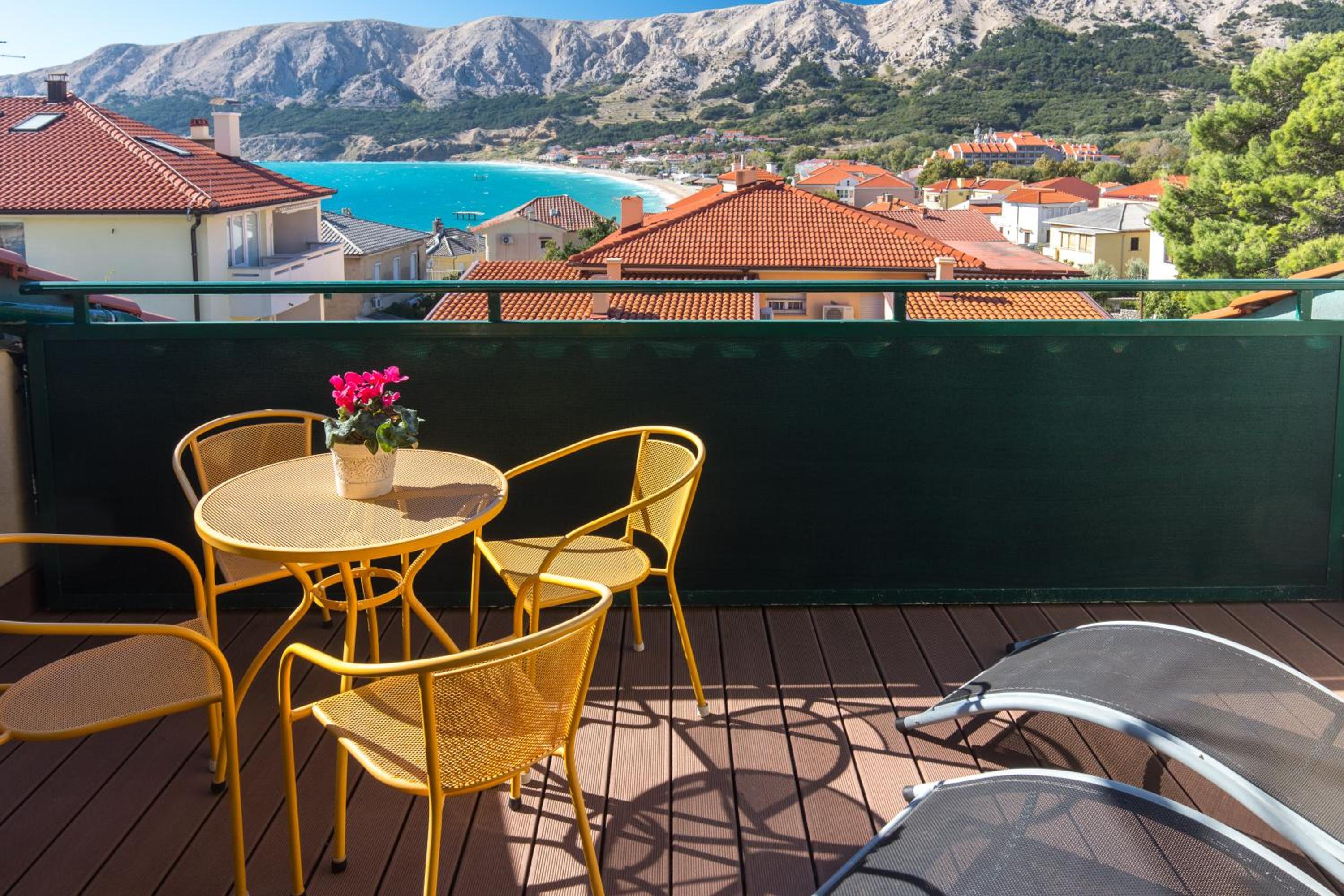 Studio Apartment with Sea View photo 1