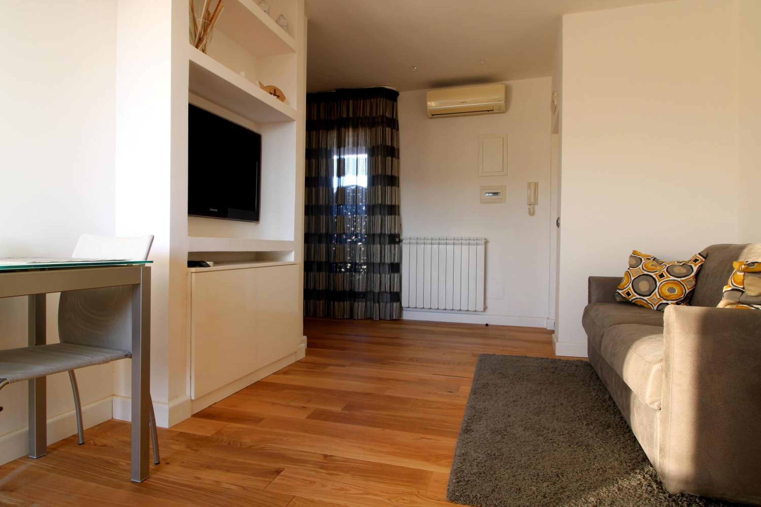Apartment with Terrace