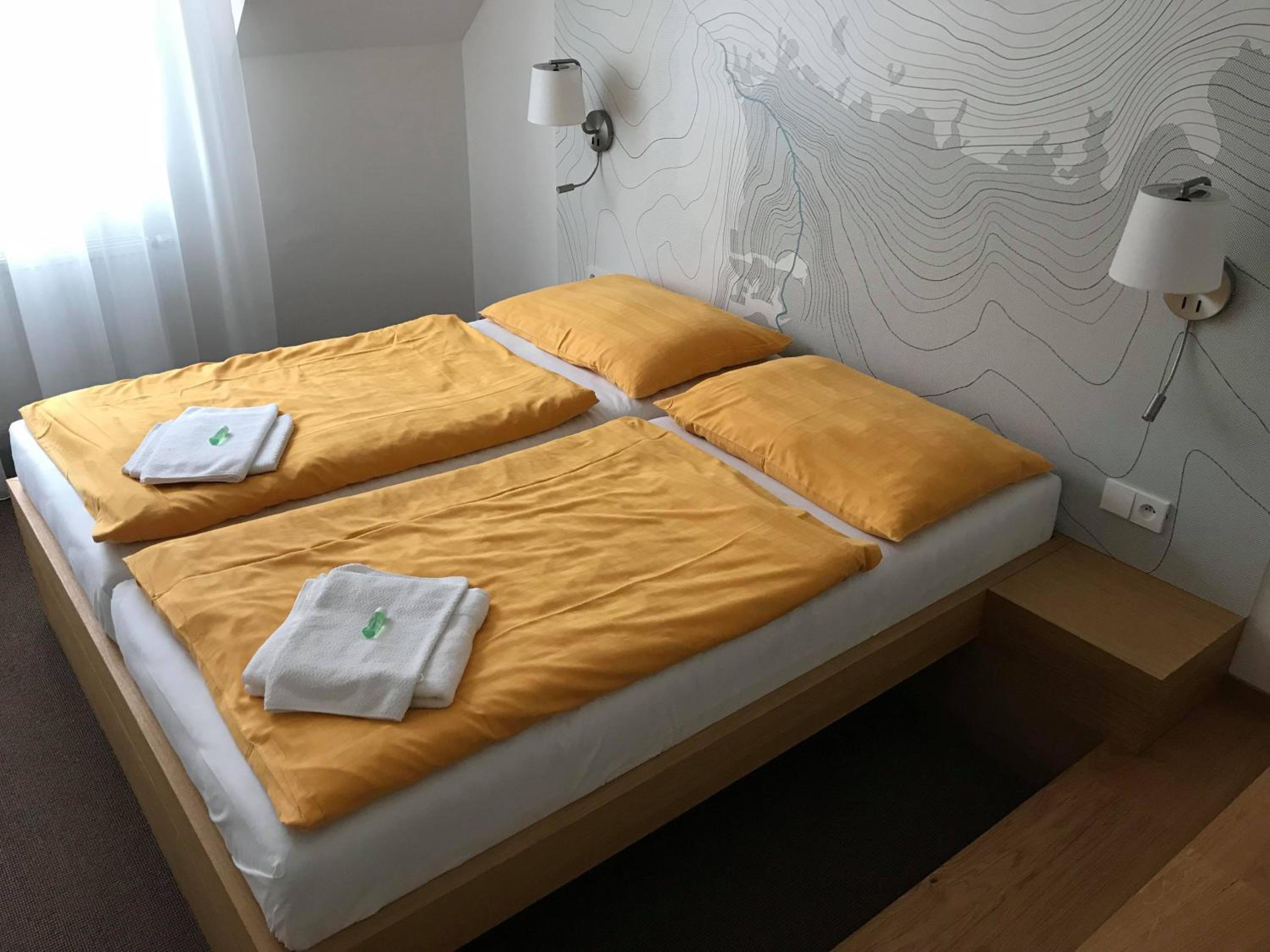 Deluxe Double Room With Extra Bed photo 3