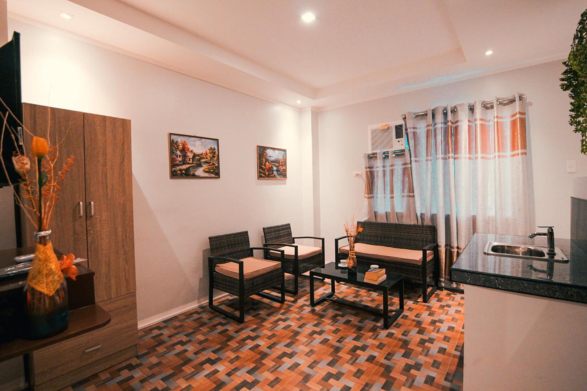 Deluxe Studio - Photo 6