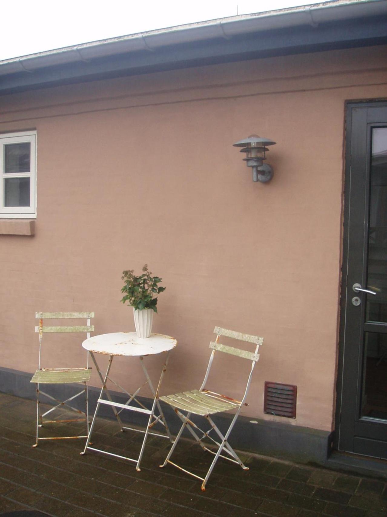 Two-Bedroom Villa - Photo 12