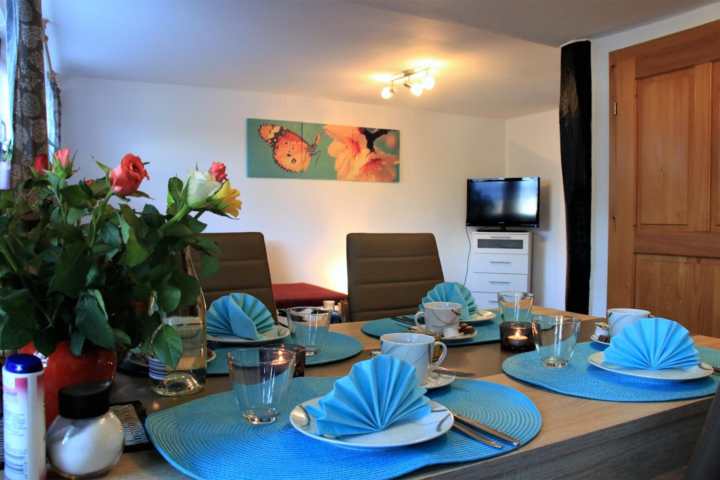 Apartment with Balcony - Photo 62