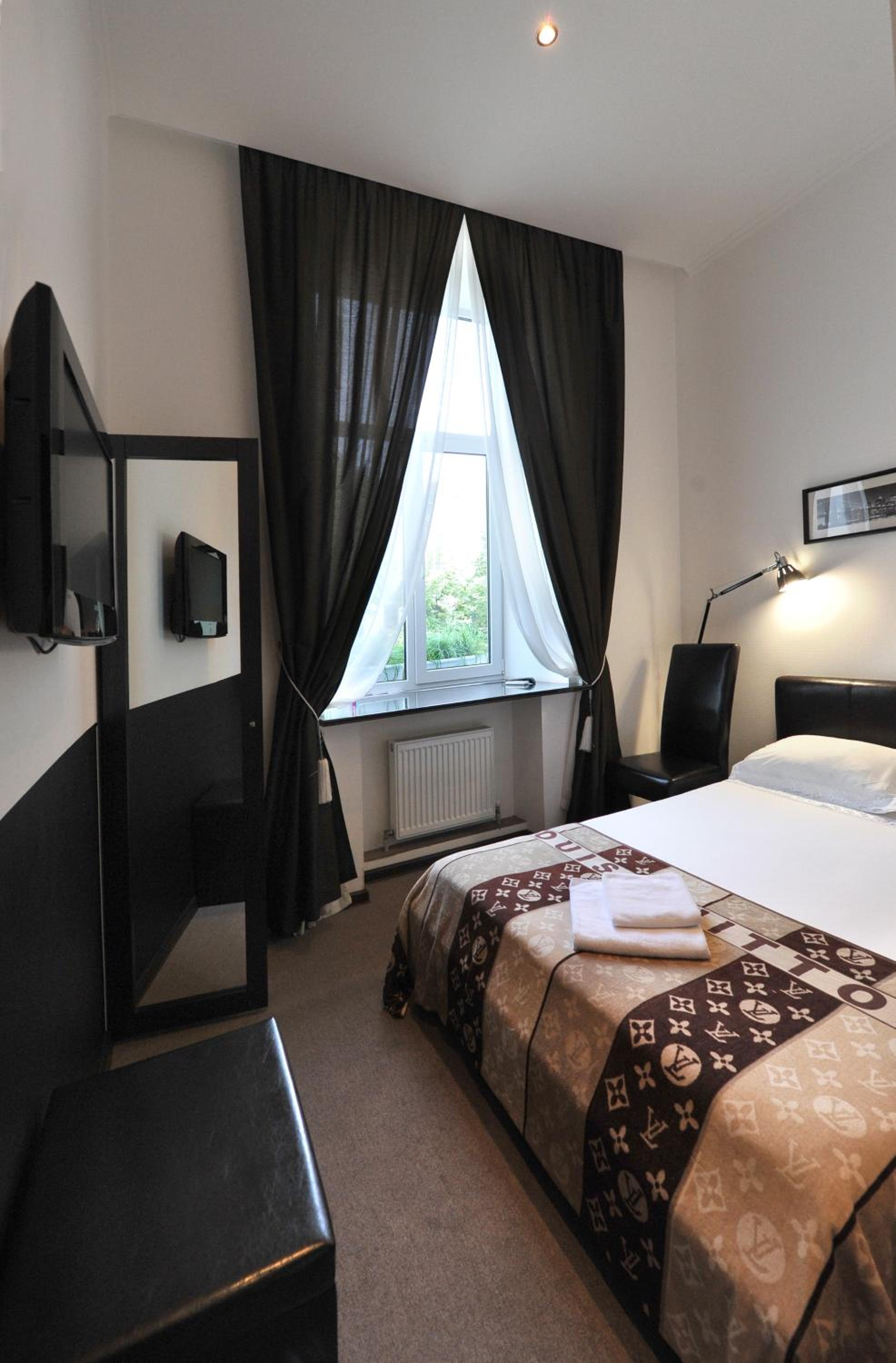 Standard Double Room photo 1