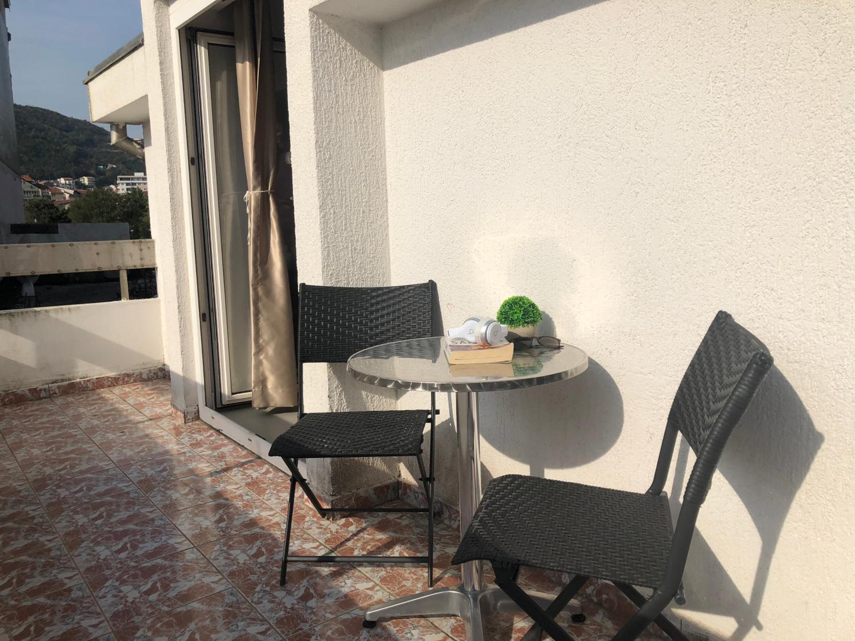 Superior Studio with Balcony - Photo 38