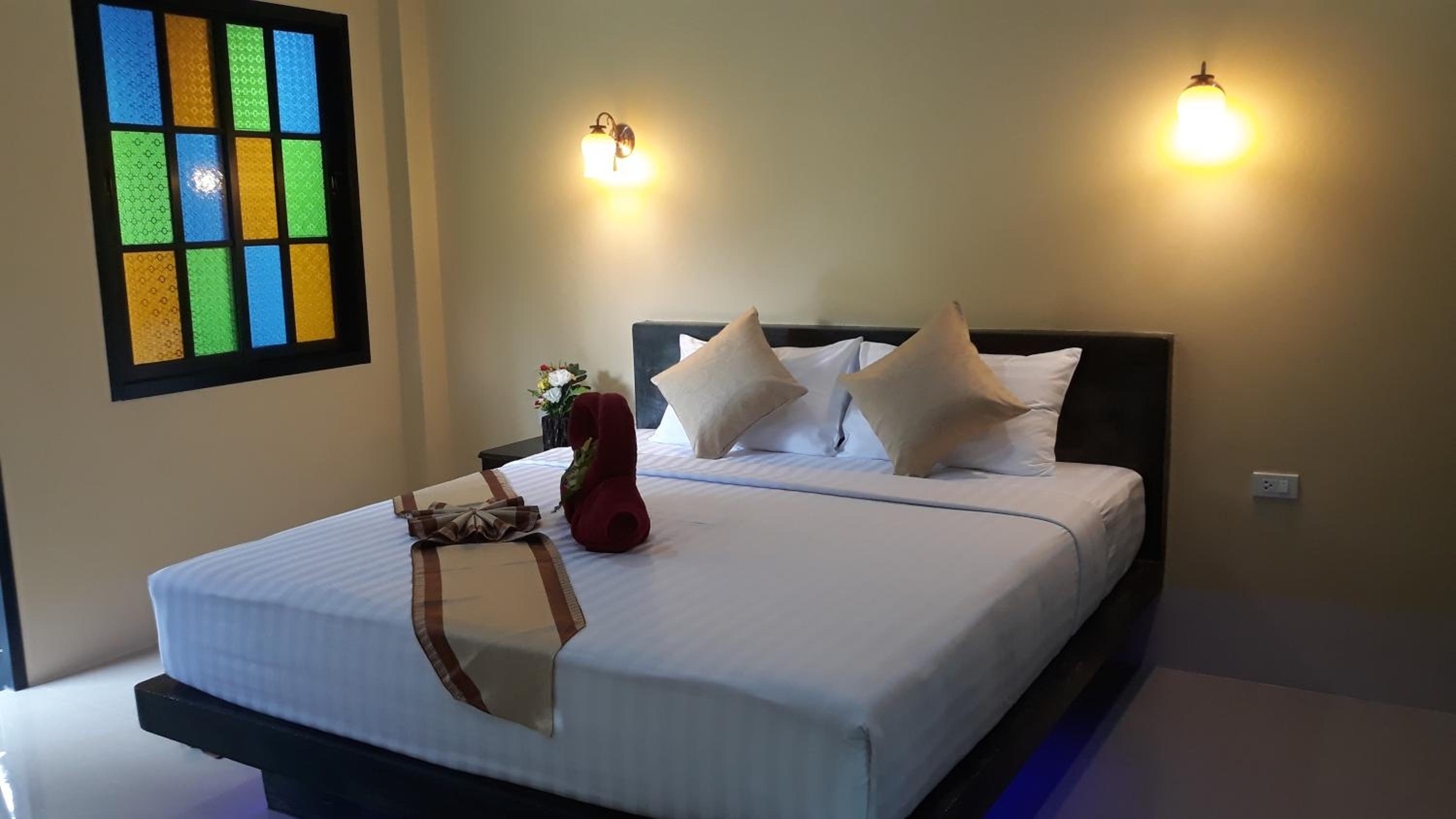 Deluxe Double Room with Balcony photo 3