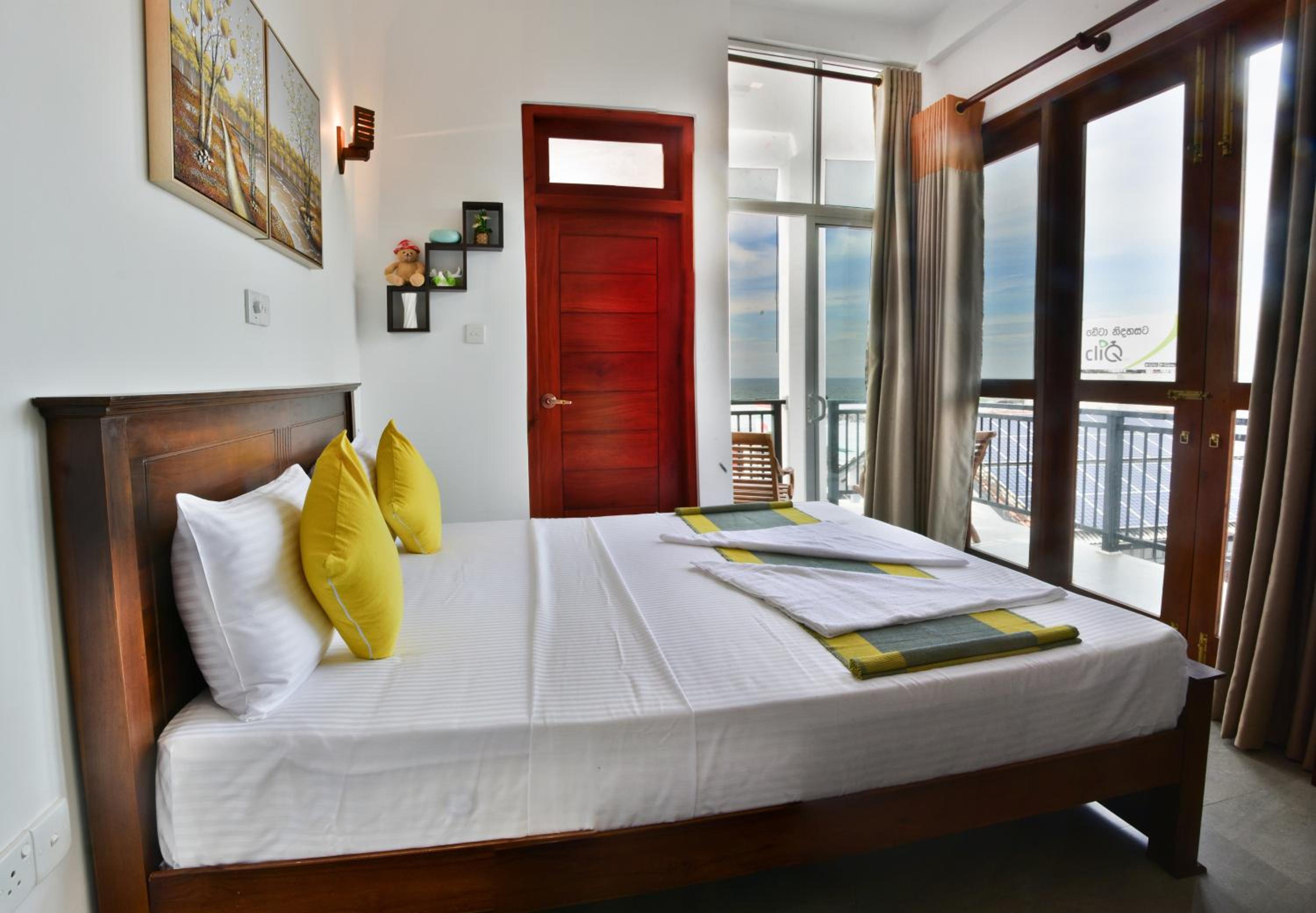 Deluxe Double Room with Sea View photo 3