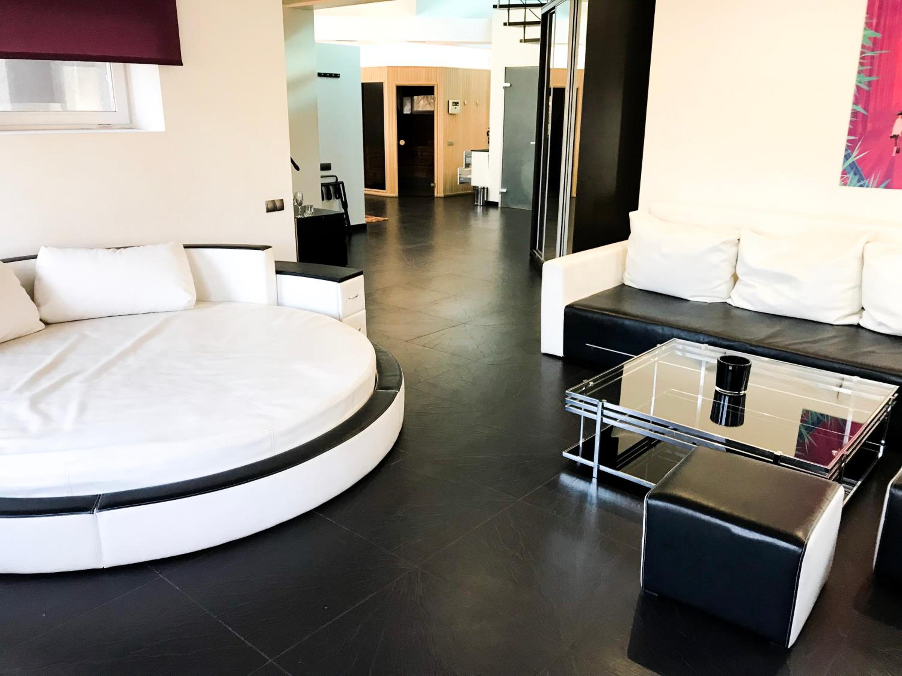 One-Bedroom Villa