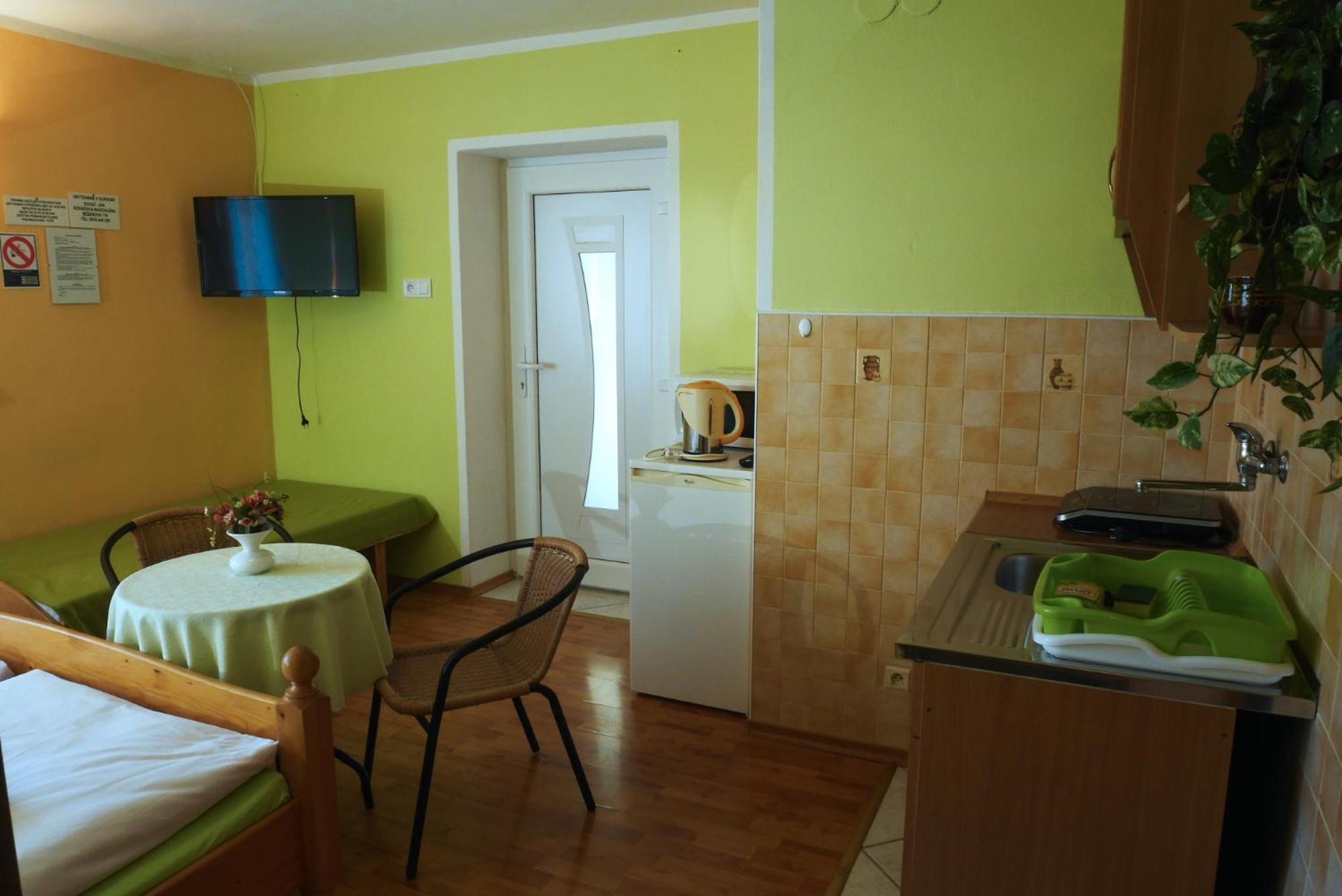 Apartment photo 3
