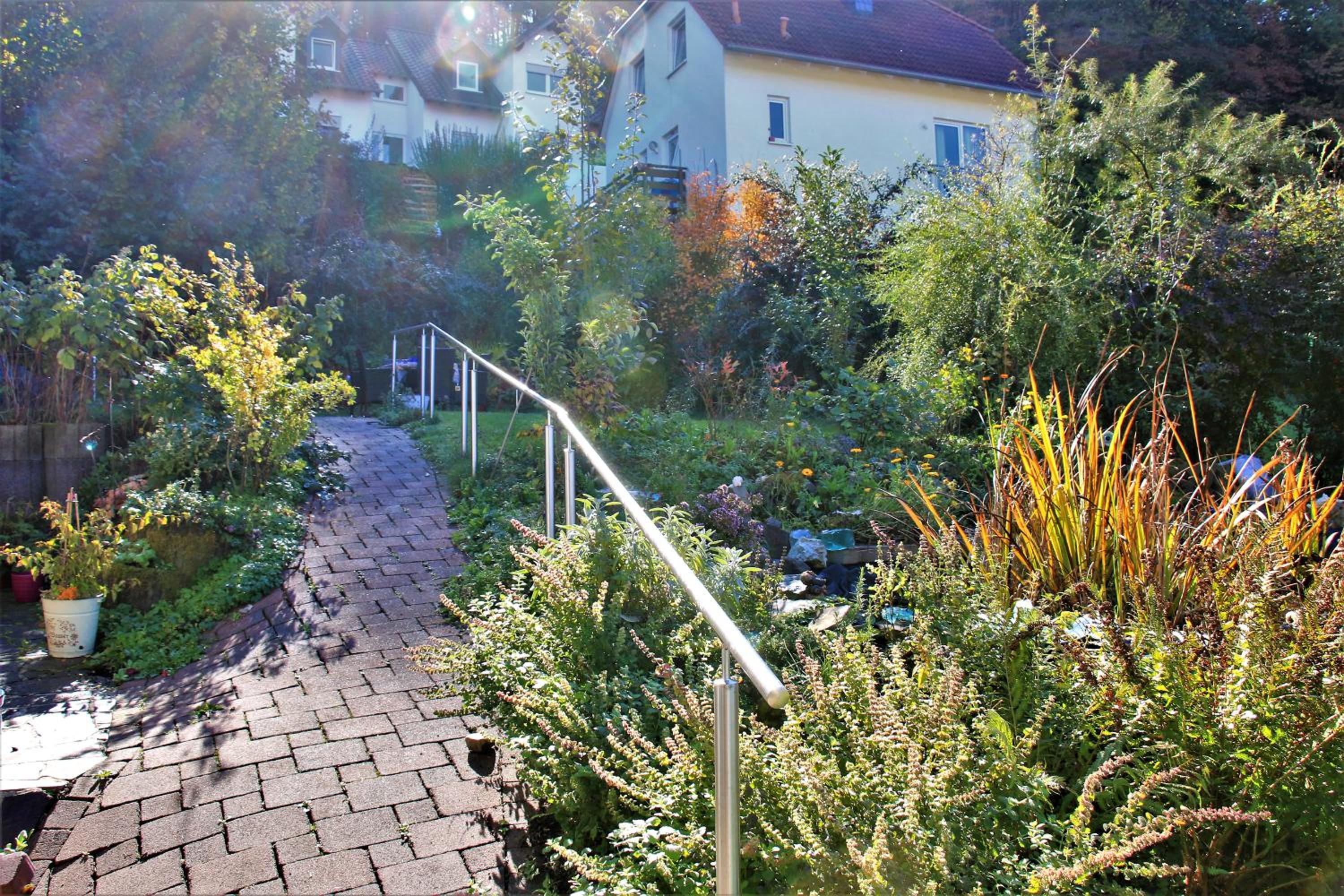 Apartment with Balcony - Photo 44