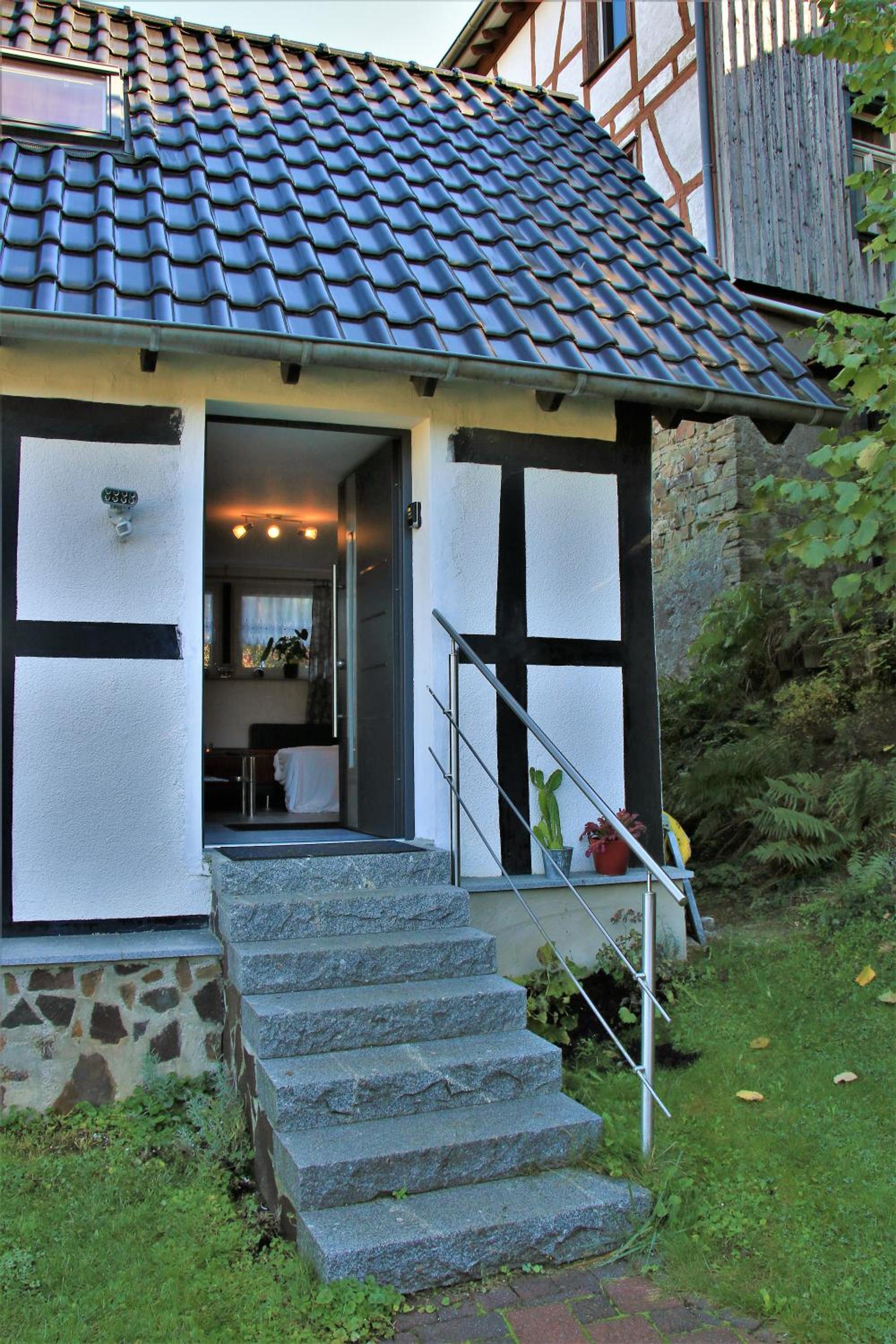 Apartment with Balcony - Photo 57