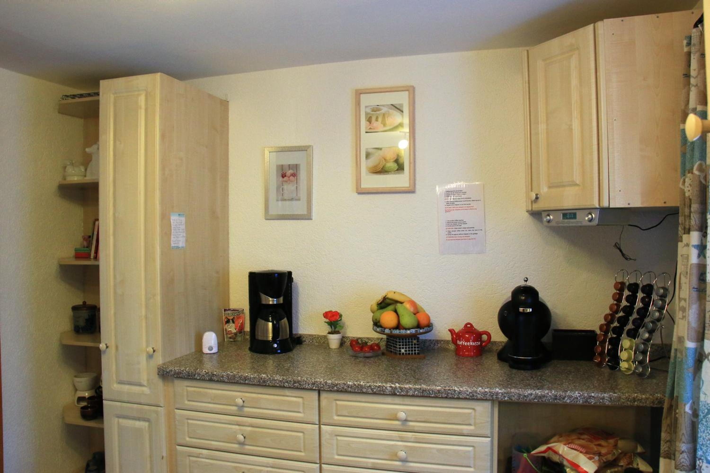 Apartment with Balcony - Photo 28