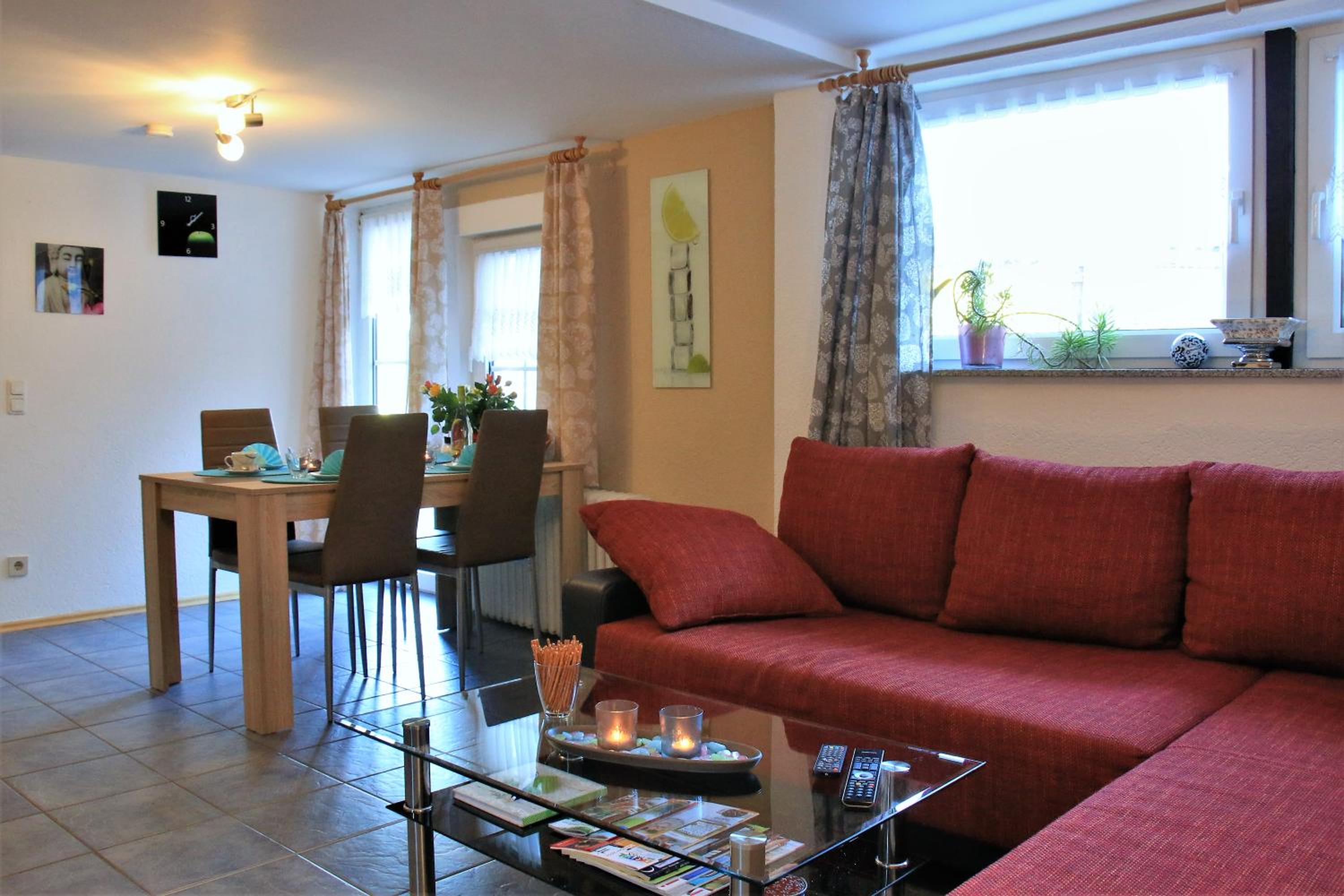 Apartment with Balcony - Photo 53
