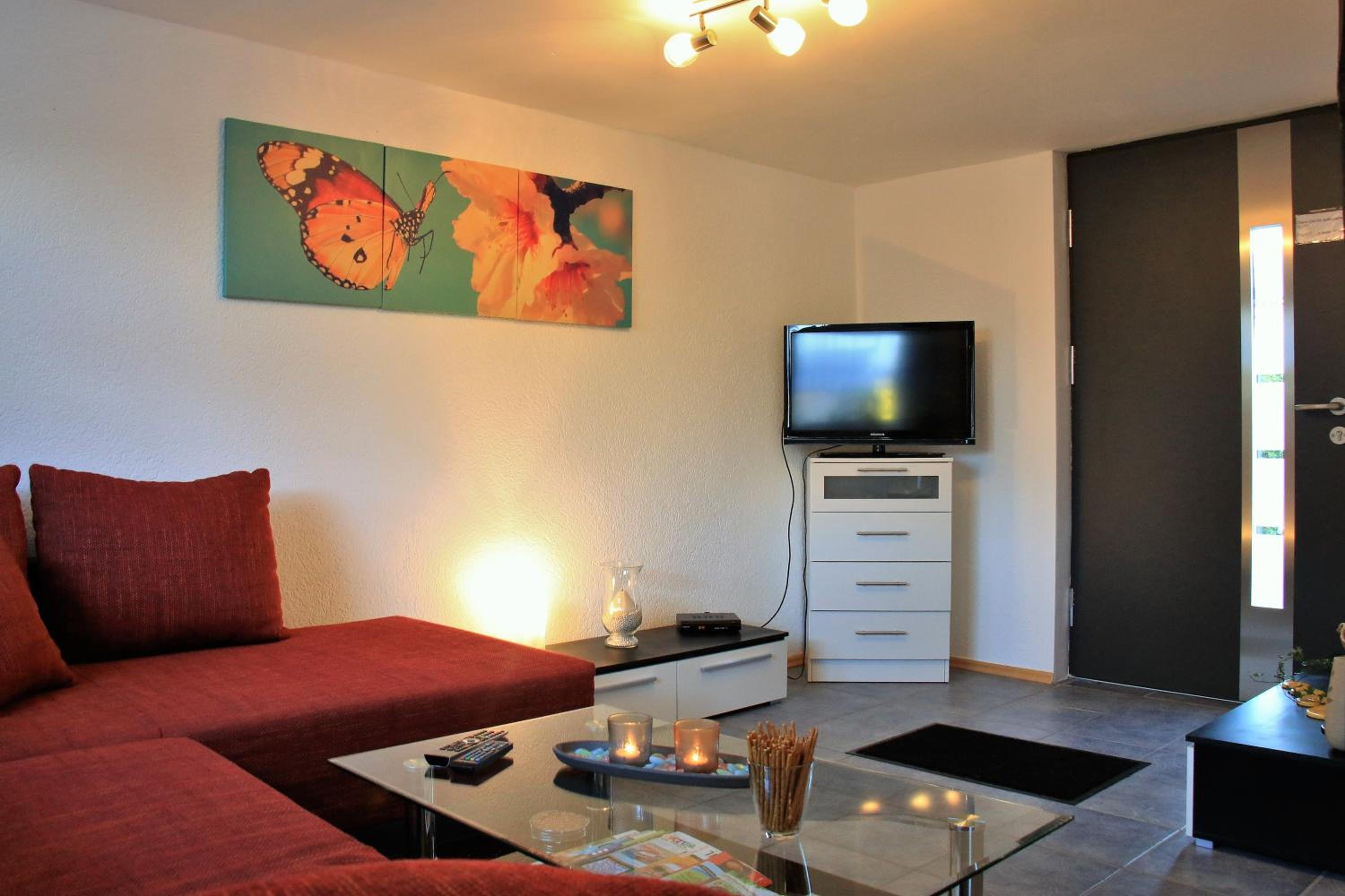 Apartment with Balcony - Photo 54