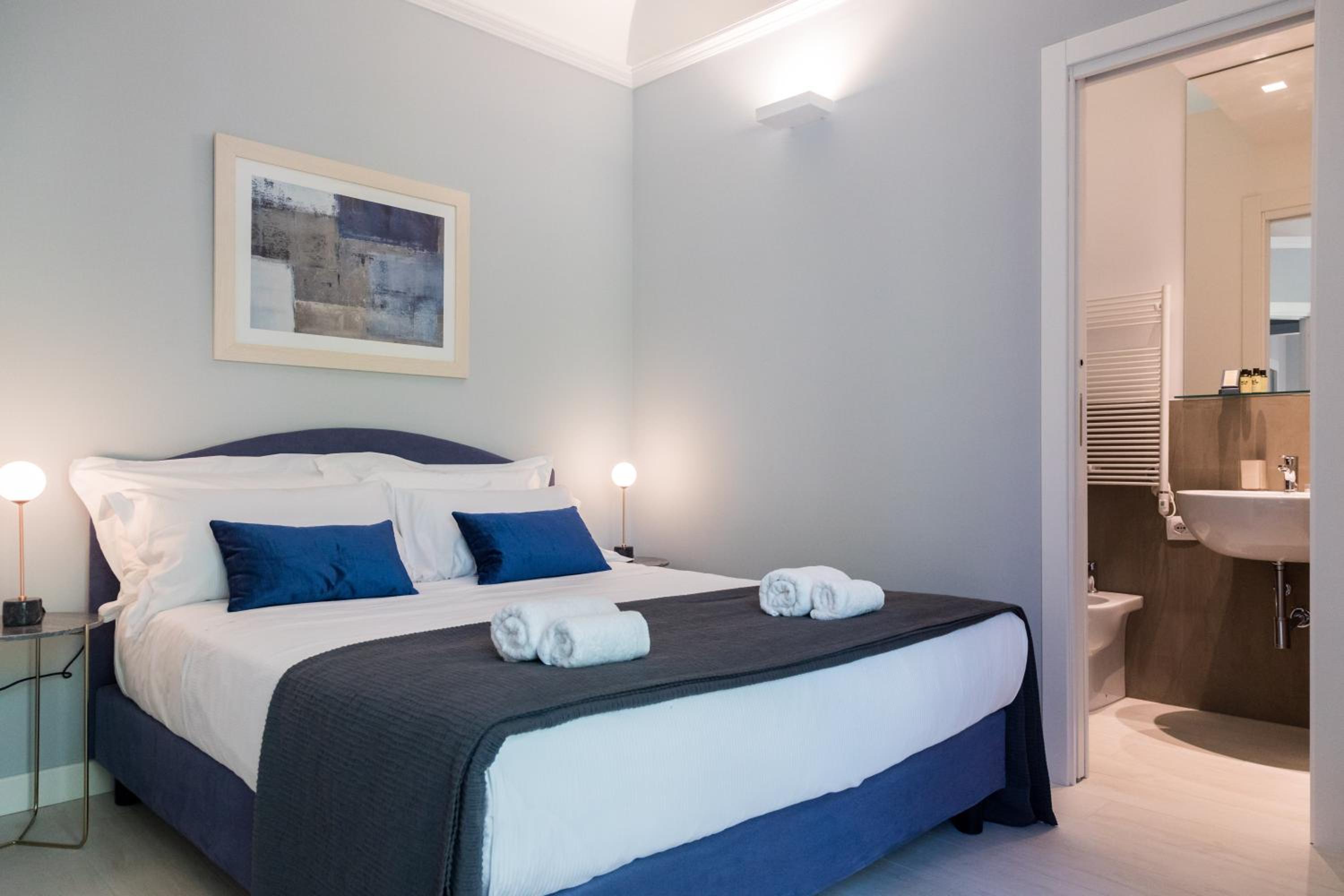 Double Room with Balcony photo 1