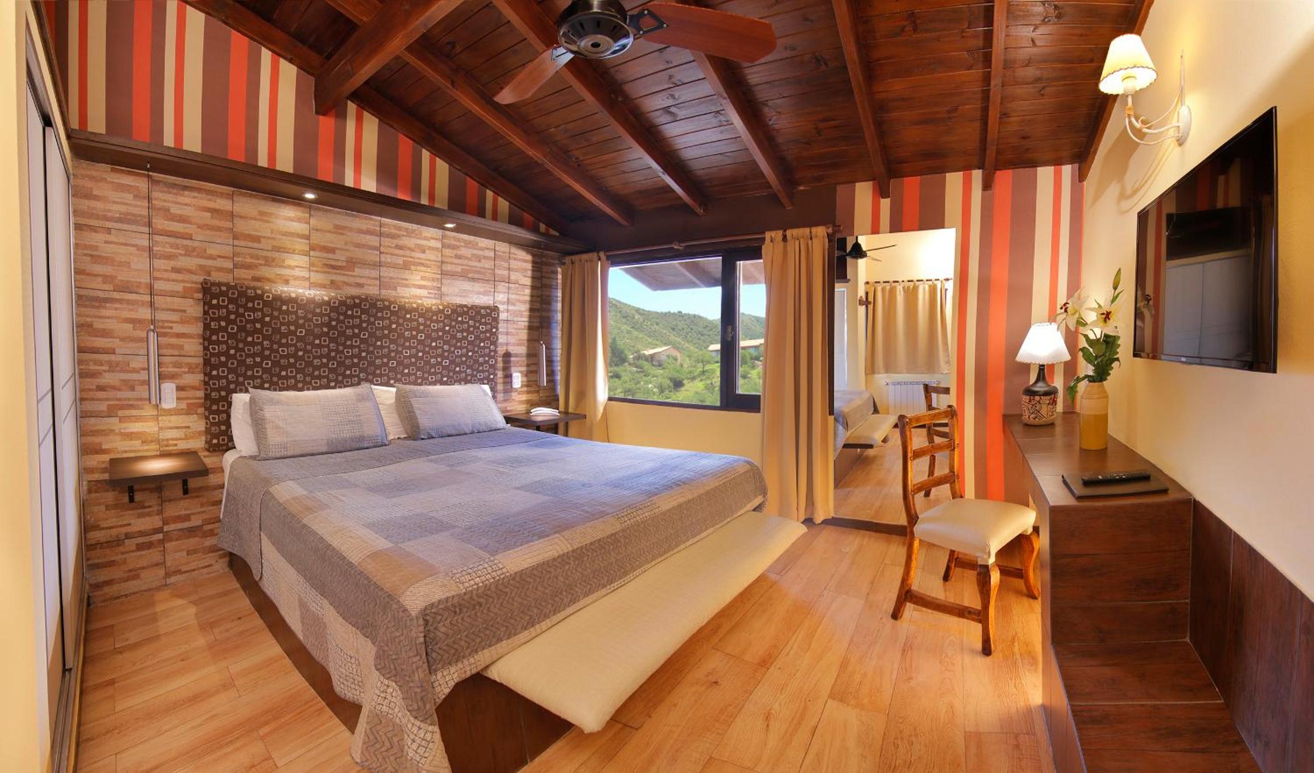 One-Bedroom Bungalow photo 1