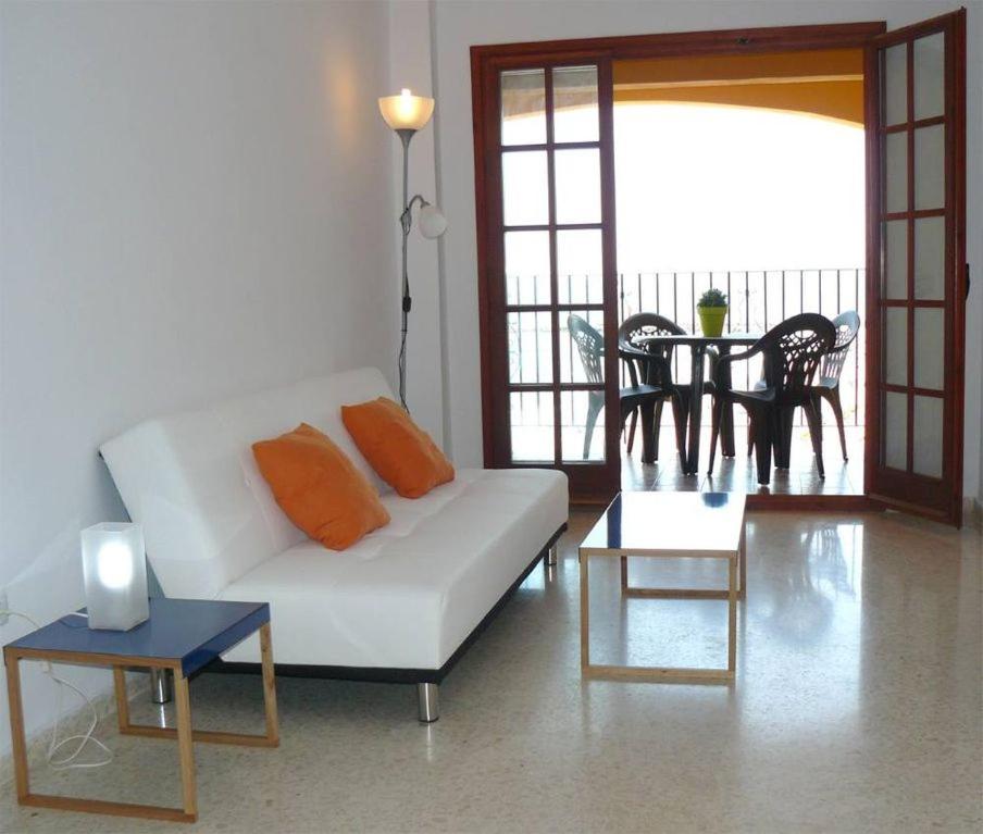 Apartment photo 2