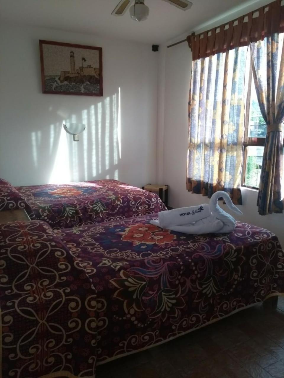 Triple Room with Bath photo 3
