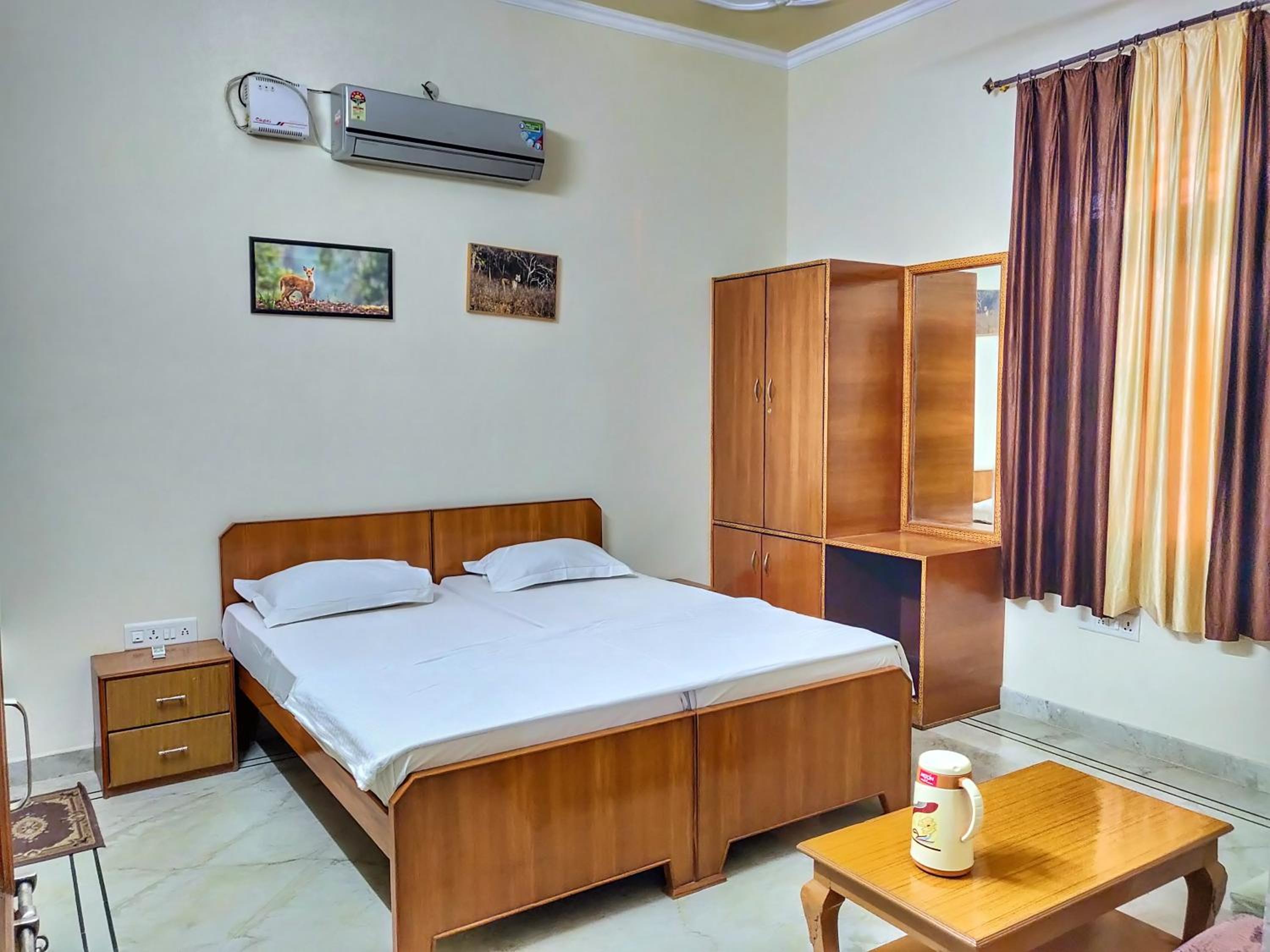 Deluxe Room - Photo 1